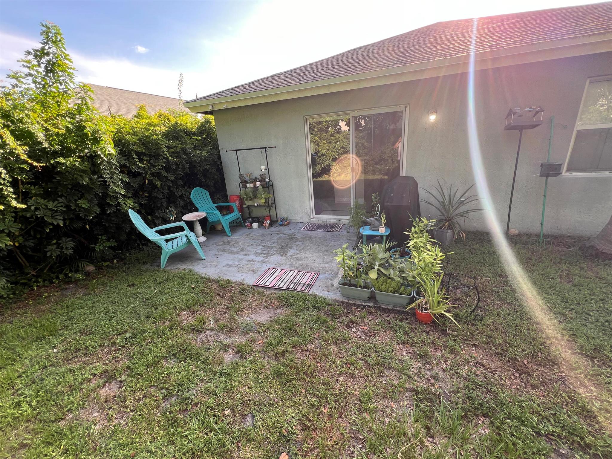 713 W Key Street W