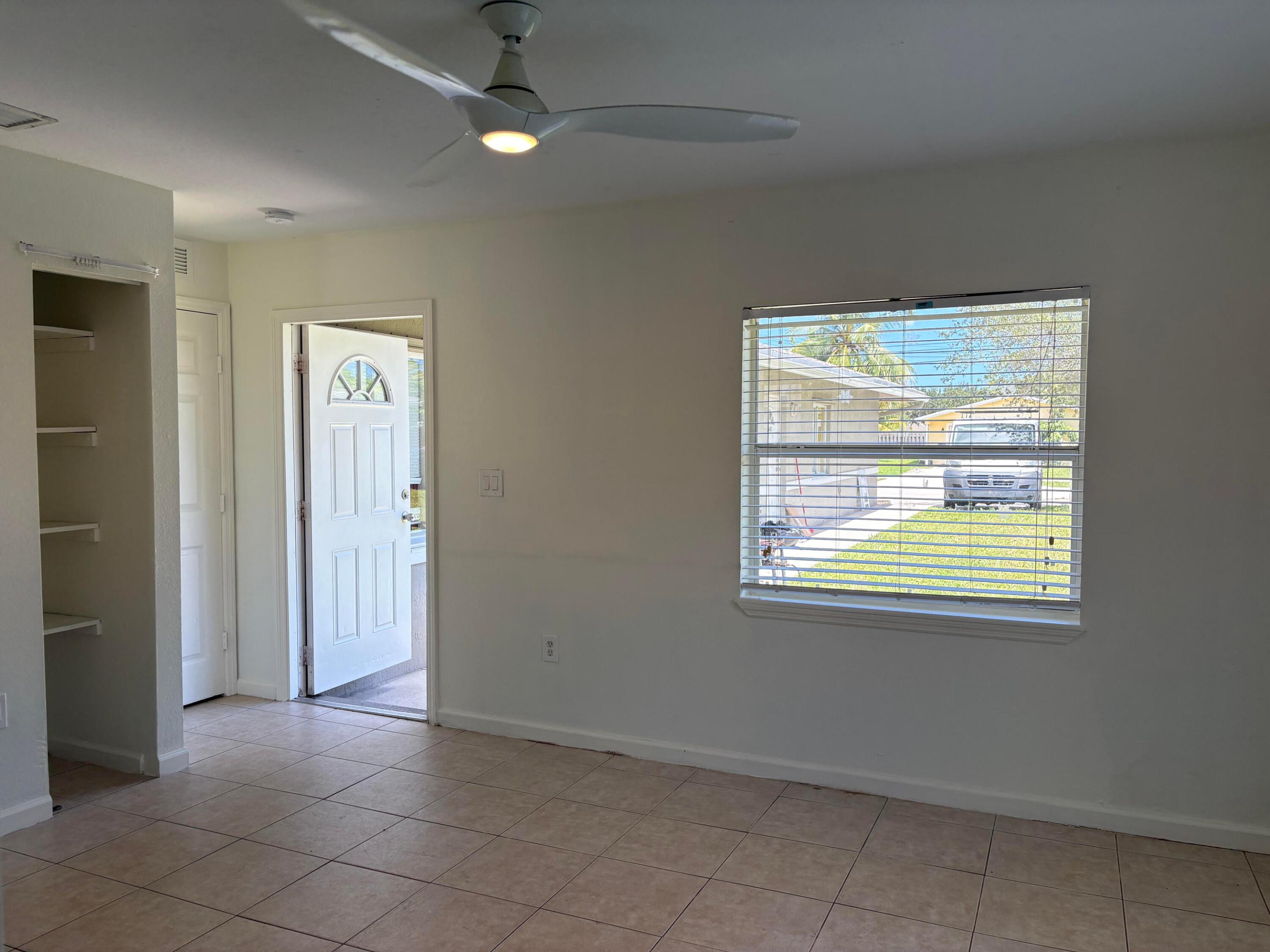 1443 SW 44th Avenue H