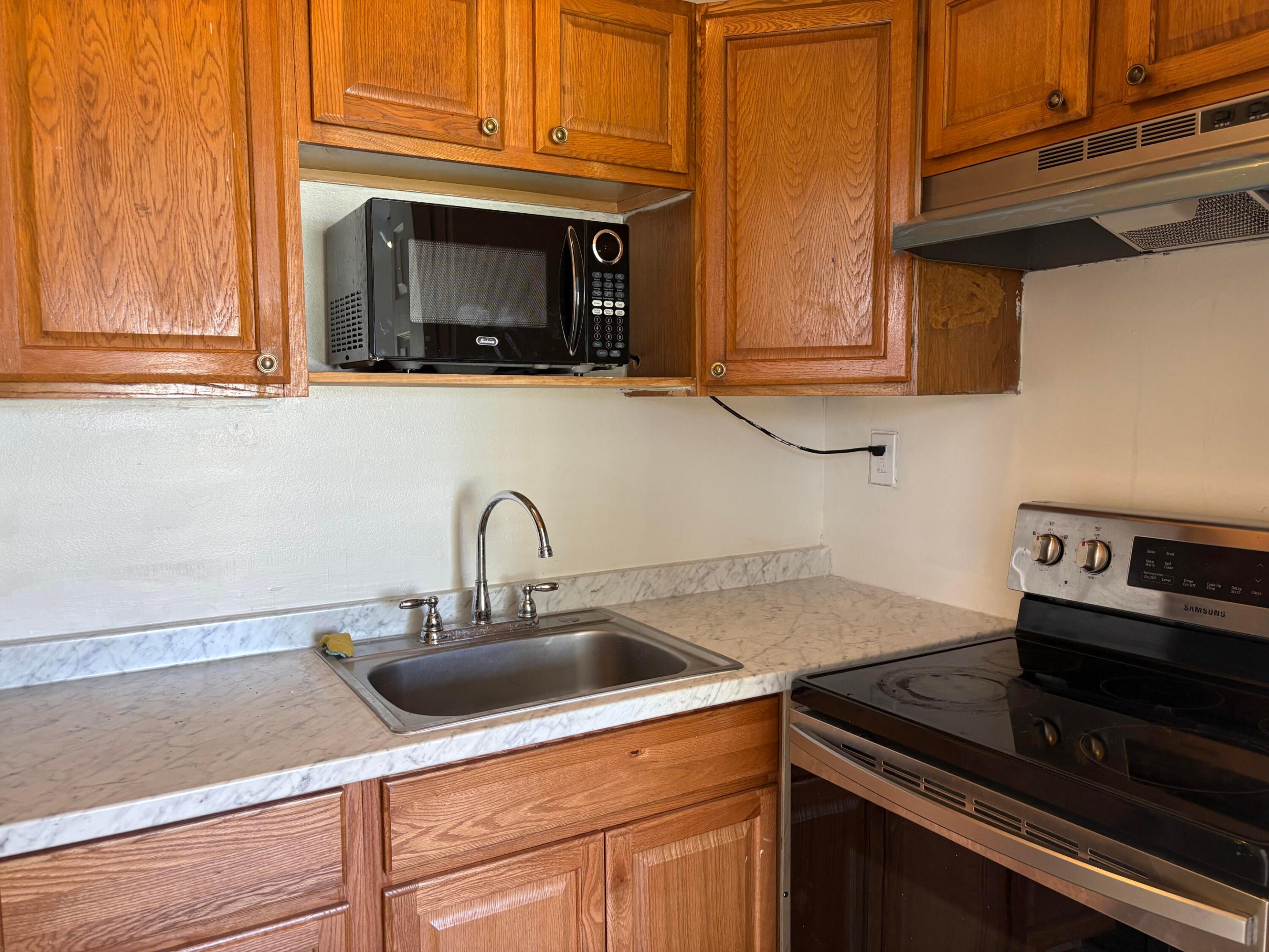 1443 SW 44th Avenue H