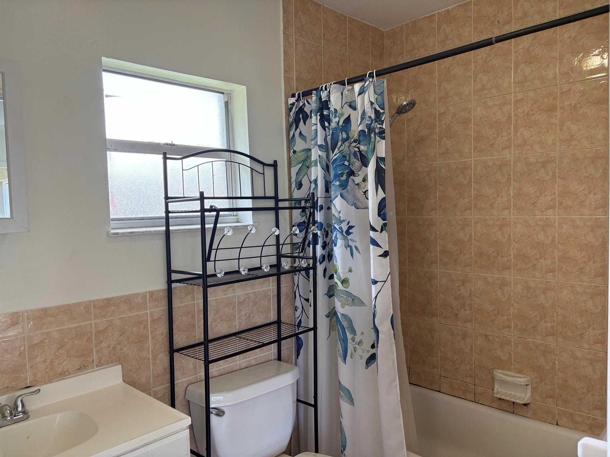 1443 SW 44th Avenue H