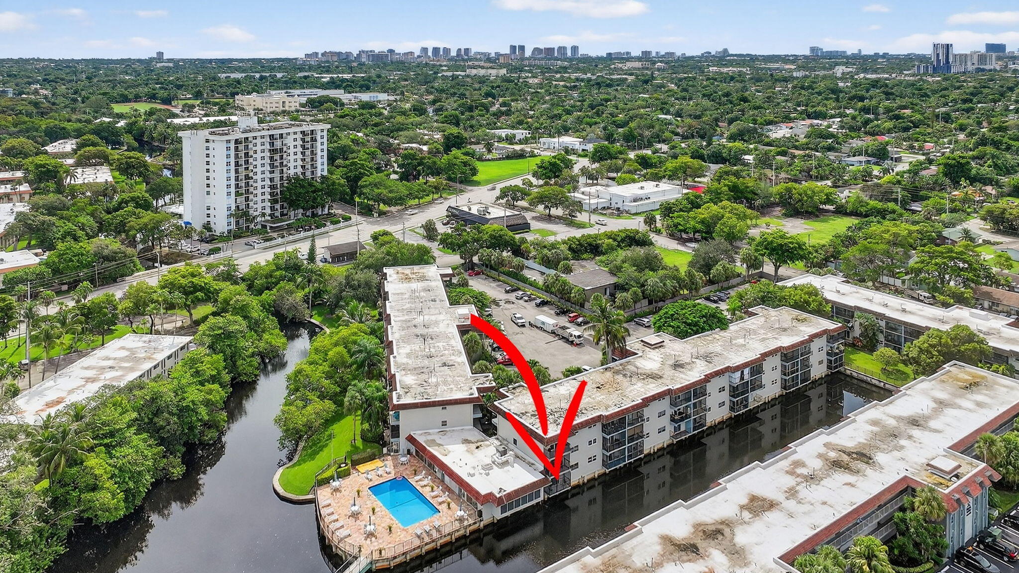 1775 N Andrews Square 101w