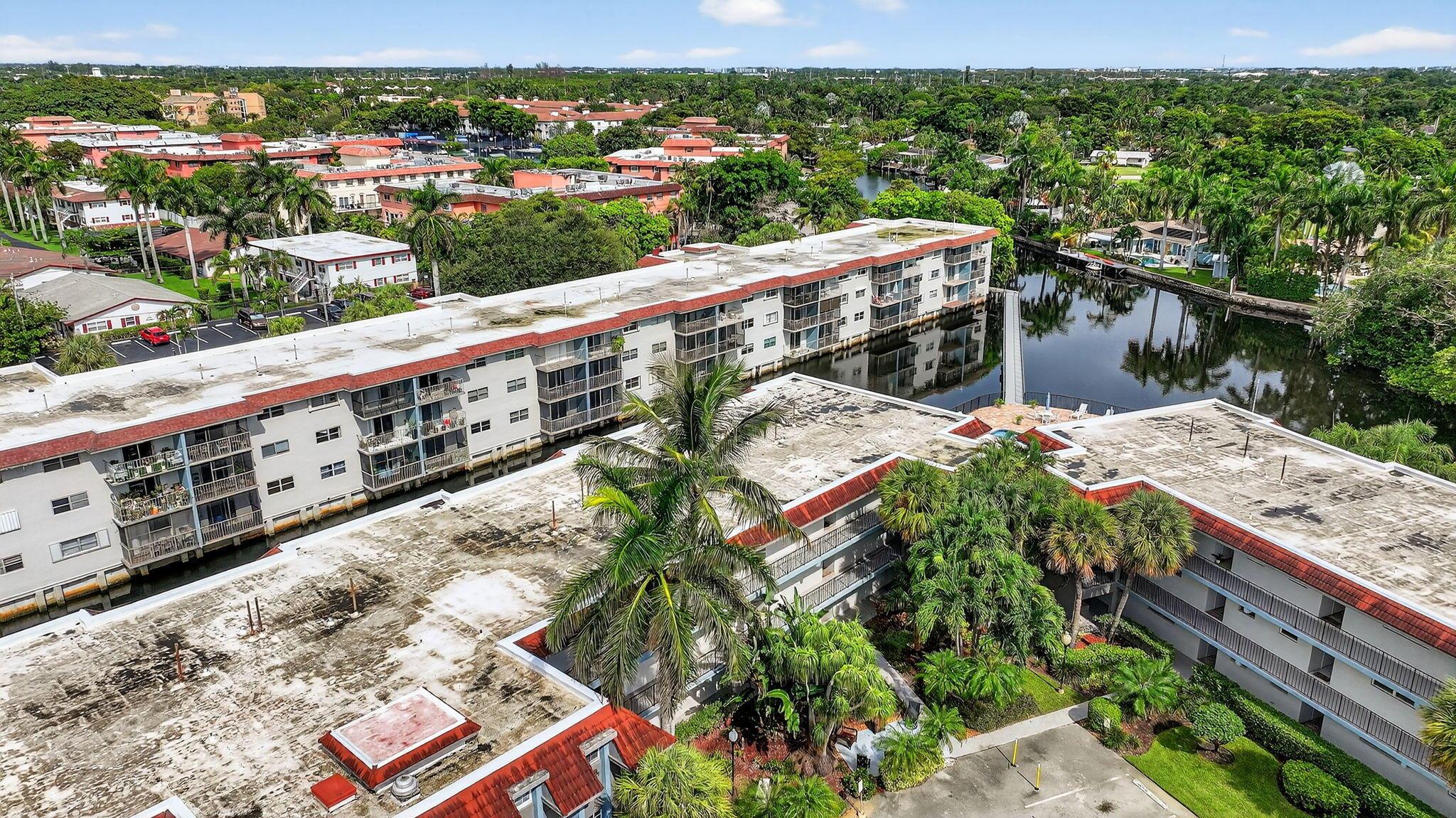 1775 N Andrews Square 101w