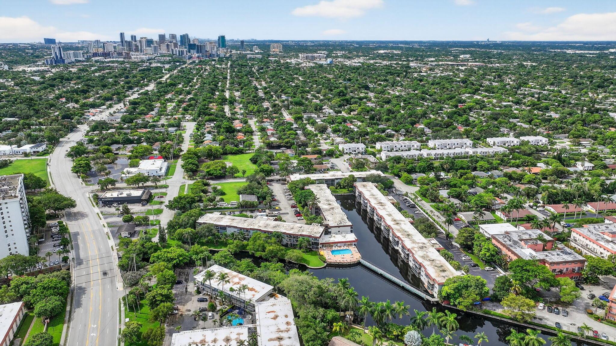 1775 N Andrews Square 101w