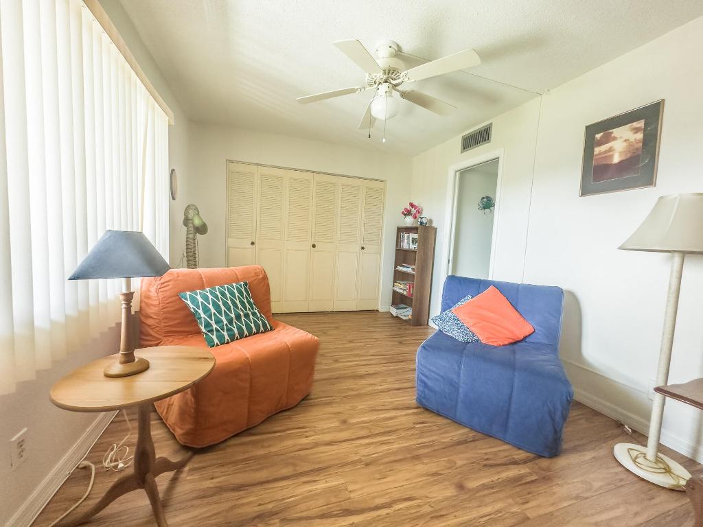 2721 Garden Drive N 312