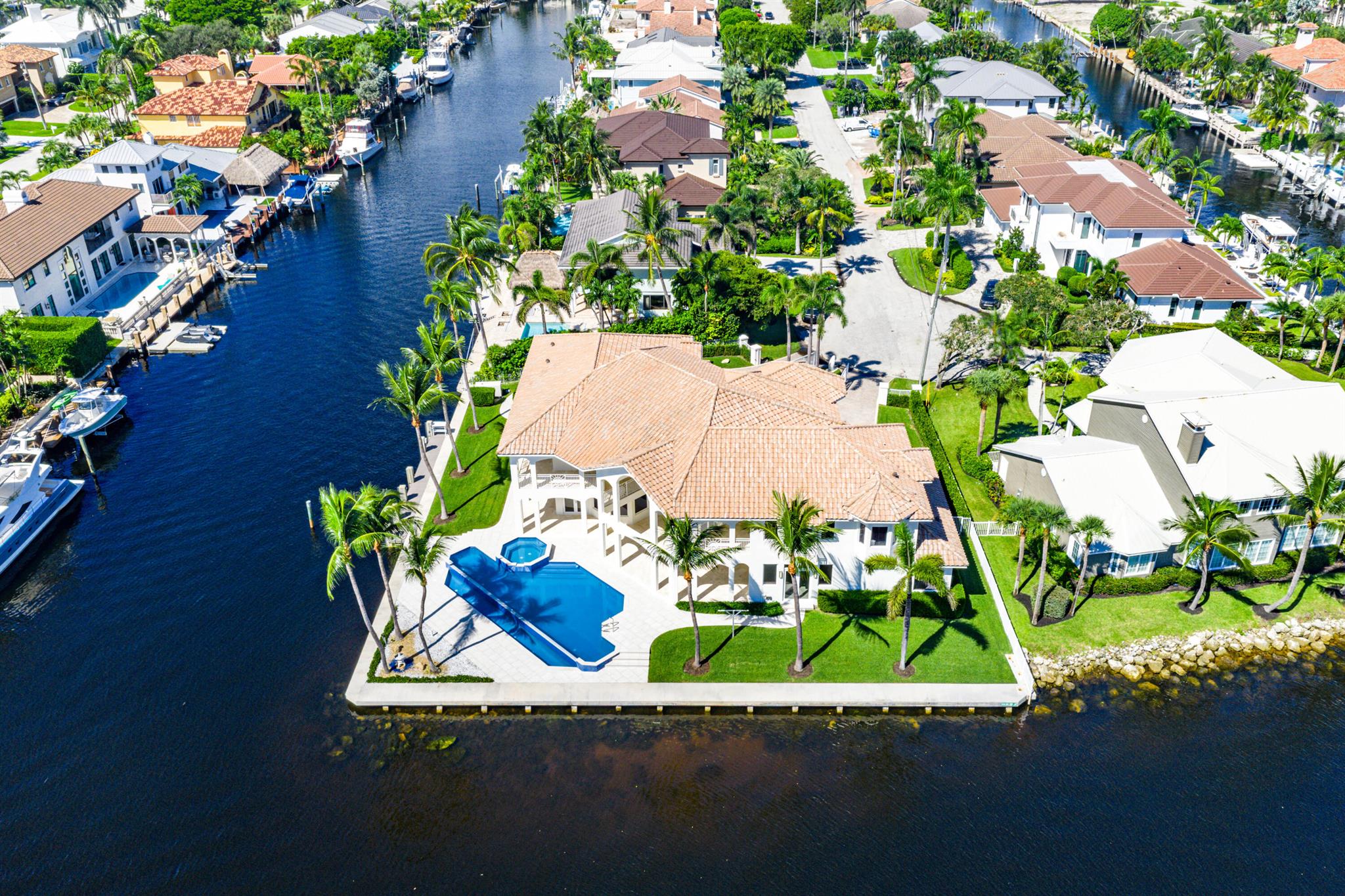978 Dogwood Drive