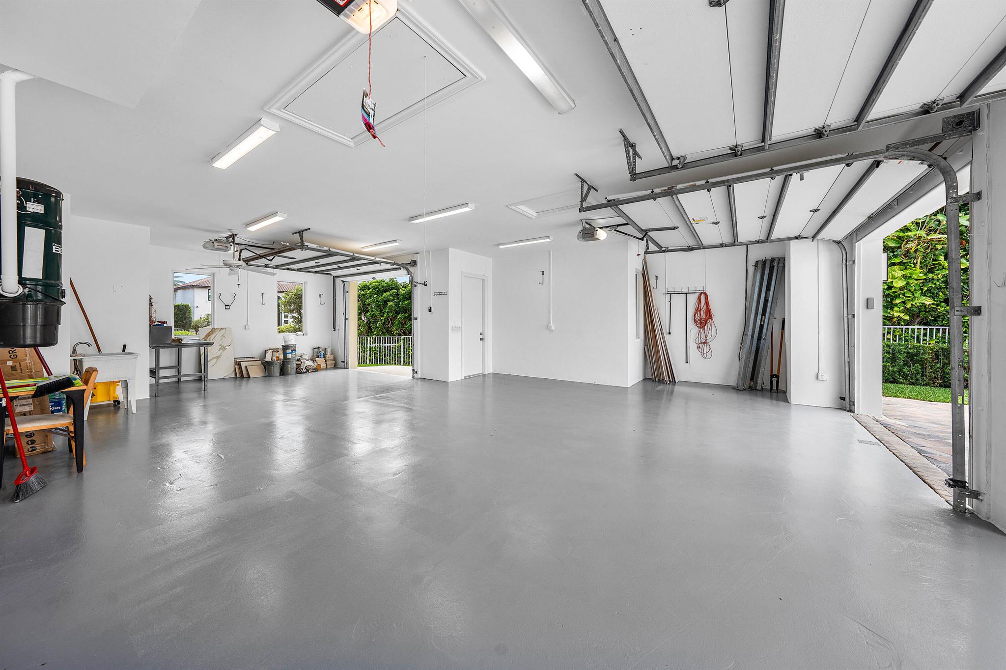 978 Dogwood Drive