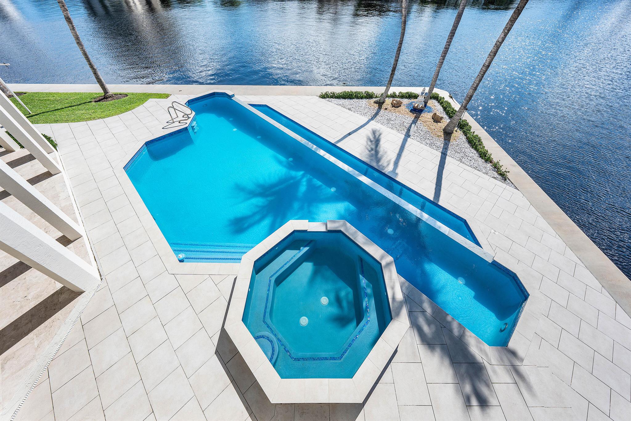 978 Dogwood Drive