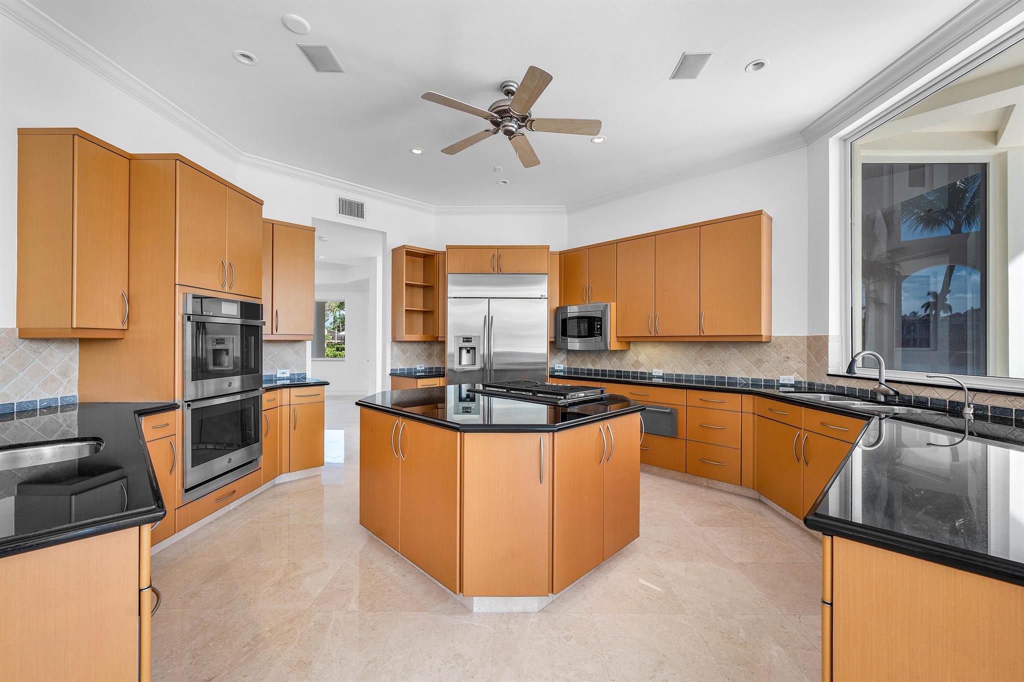 978 Dogwood Drive