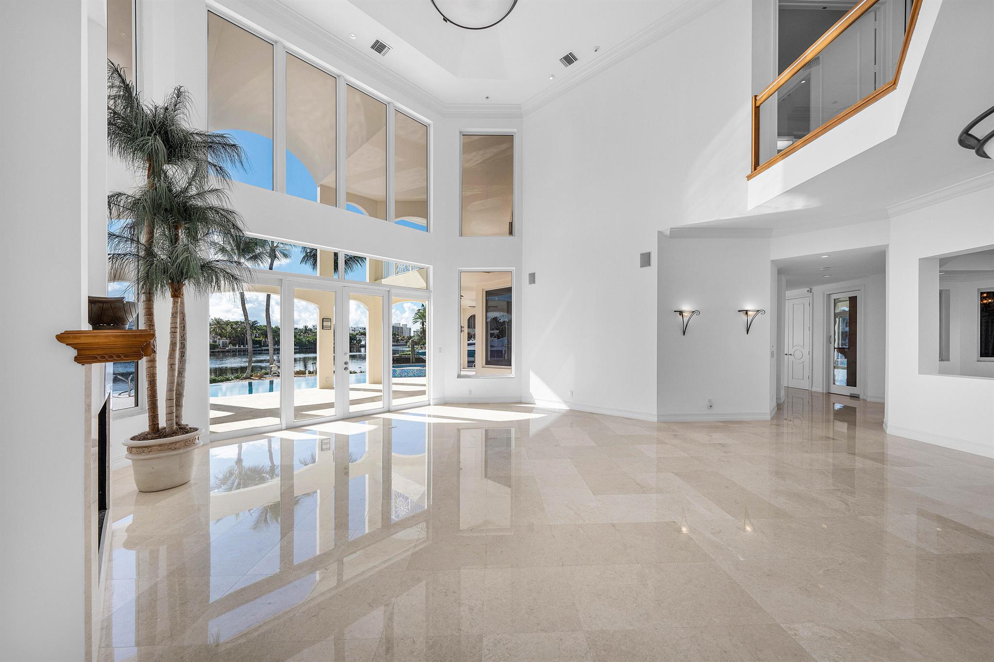 978 Dogwood Drive