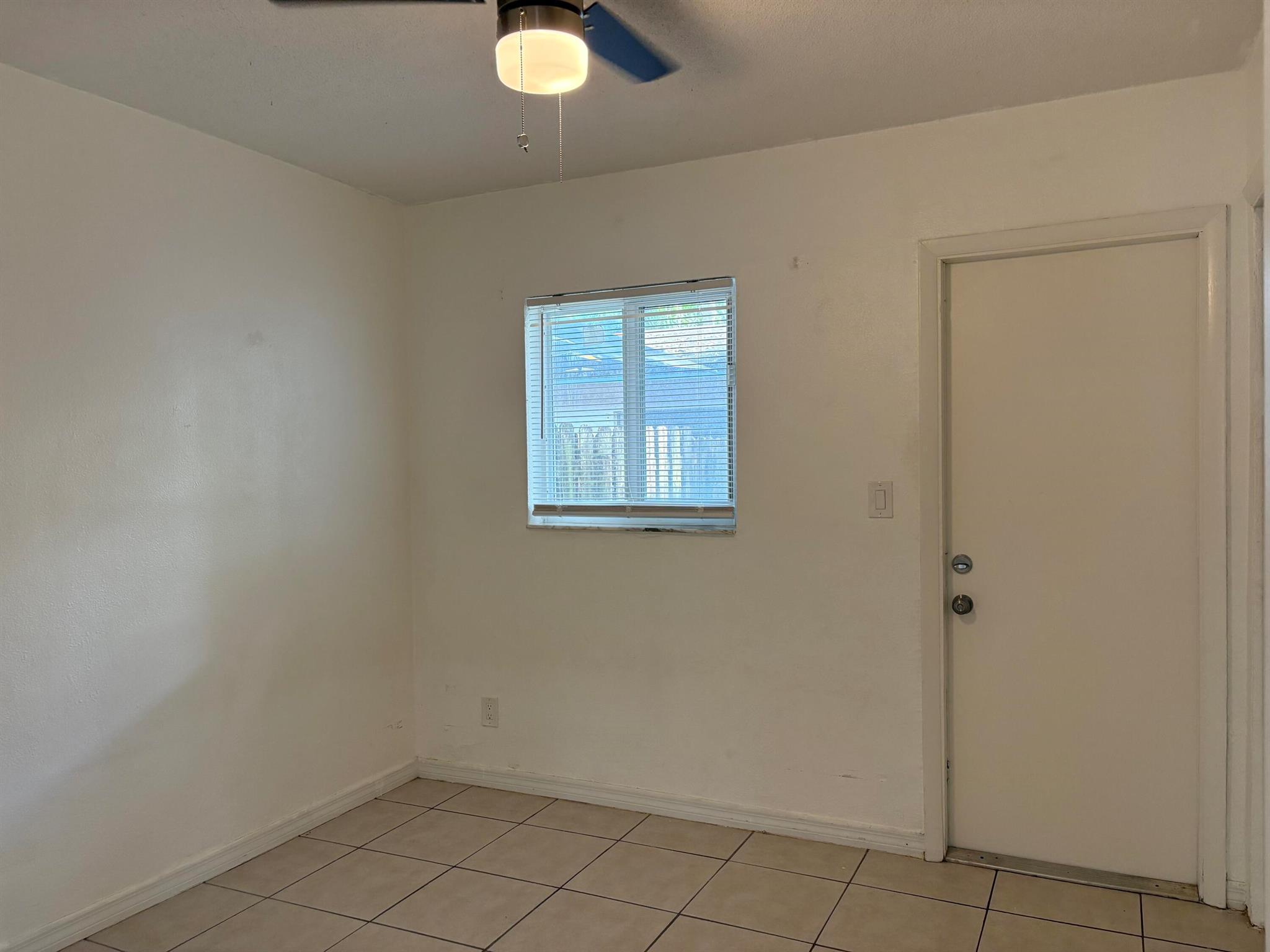 709 SW 13th Avenue 4