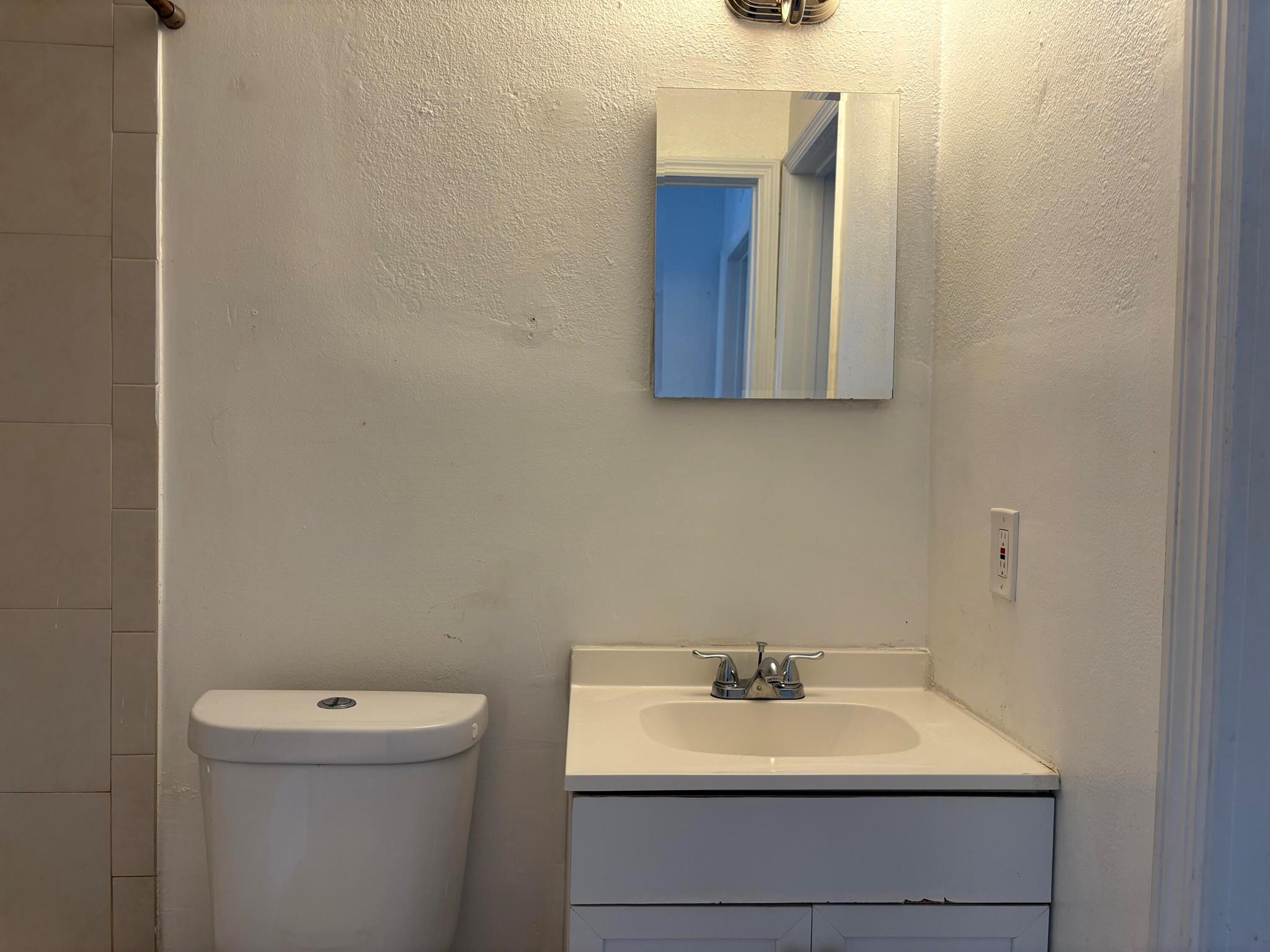 709 SW 13th Avenue 4