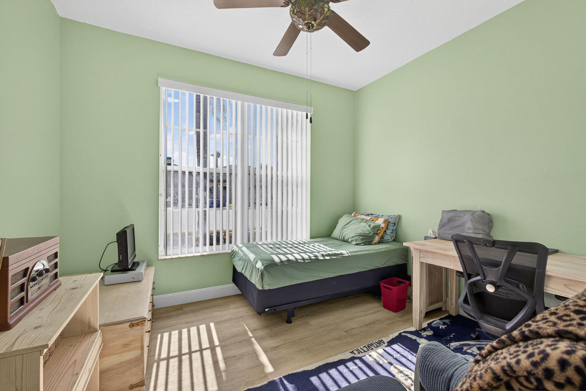 11061 Laurel Walk Road