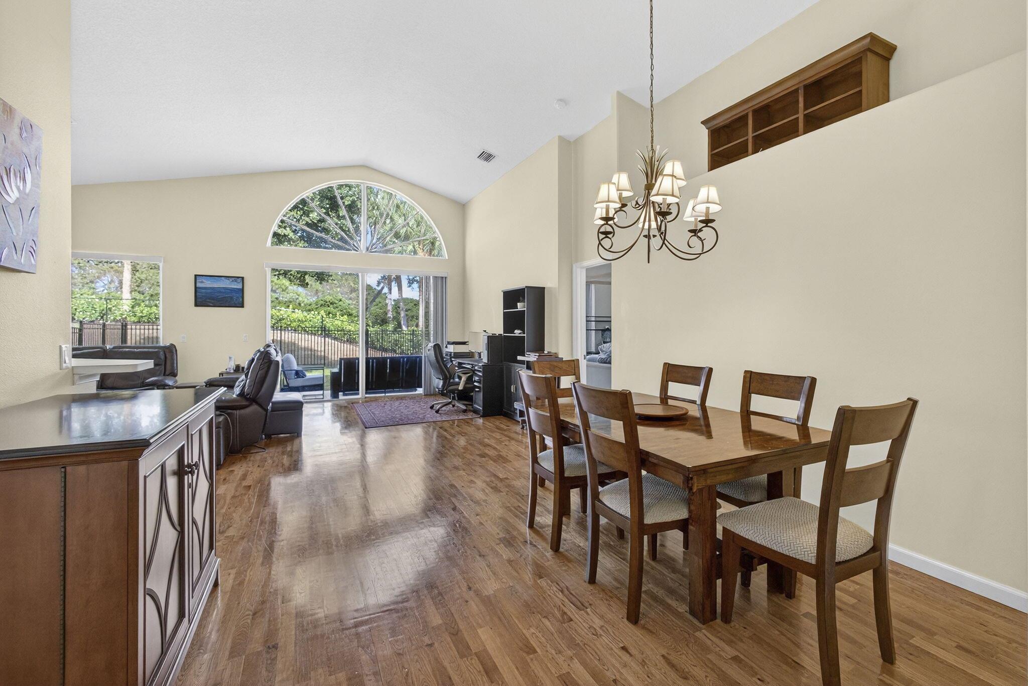 11061 Laurel Walk Road