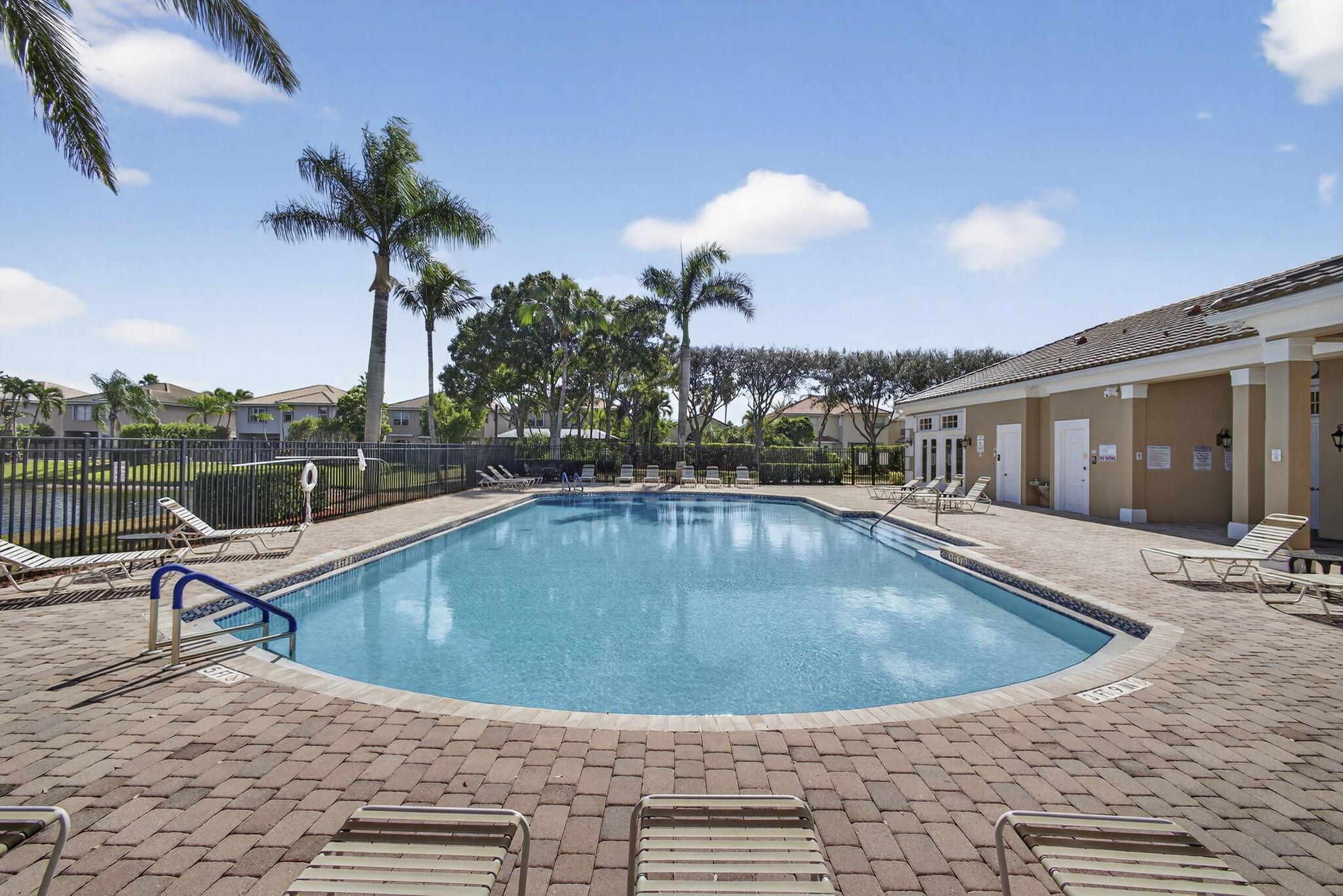 11061 Laurel Walk Road