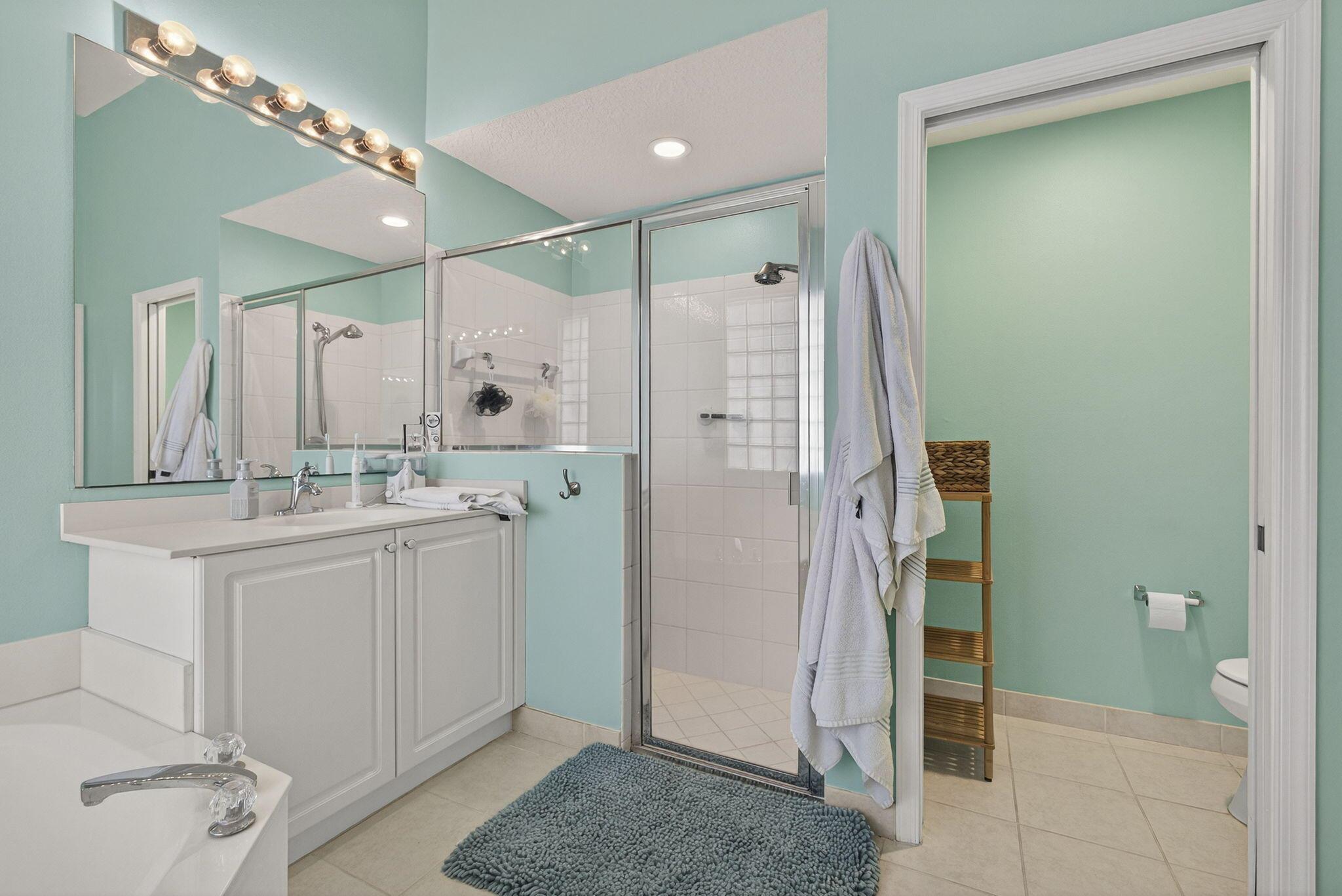 11061 Laurel Walk Road