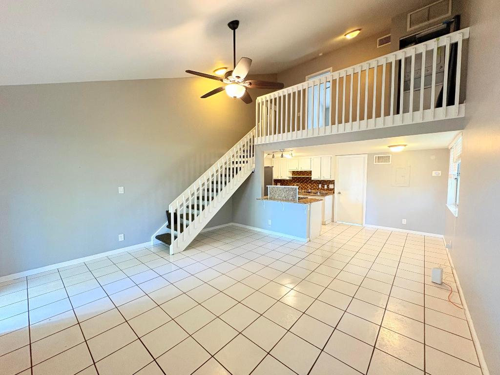 1455 Holly Heights Drive 22