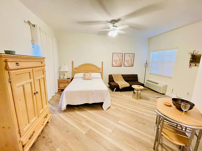 10003 Perfect Drive B, Port St. Lucie Unit: B