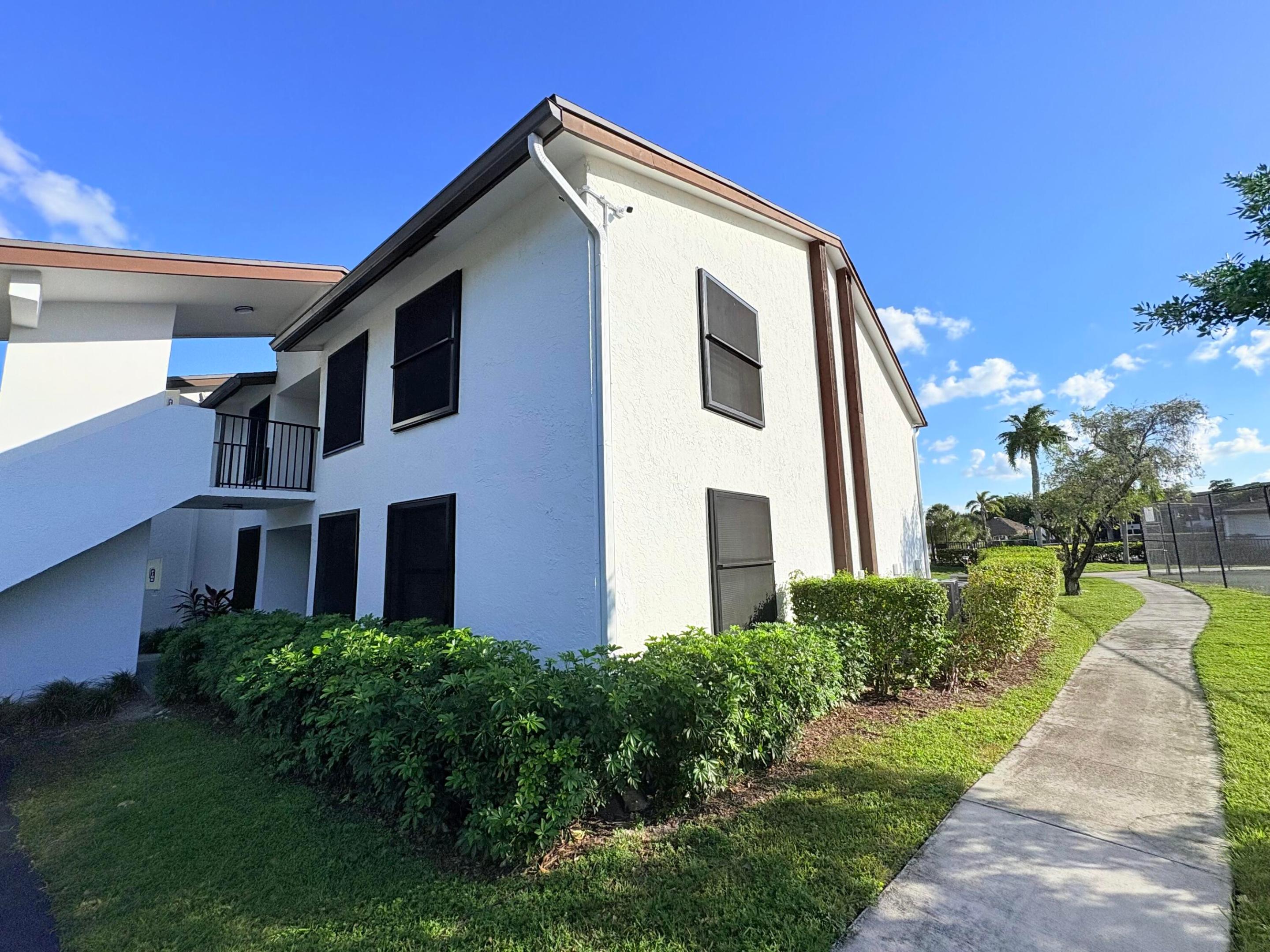 218 Lake Pointe Drive 108