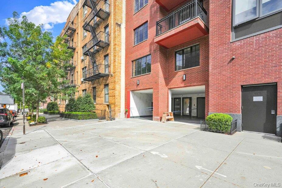 2525 31st Avenue Unit: 7A