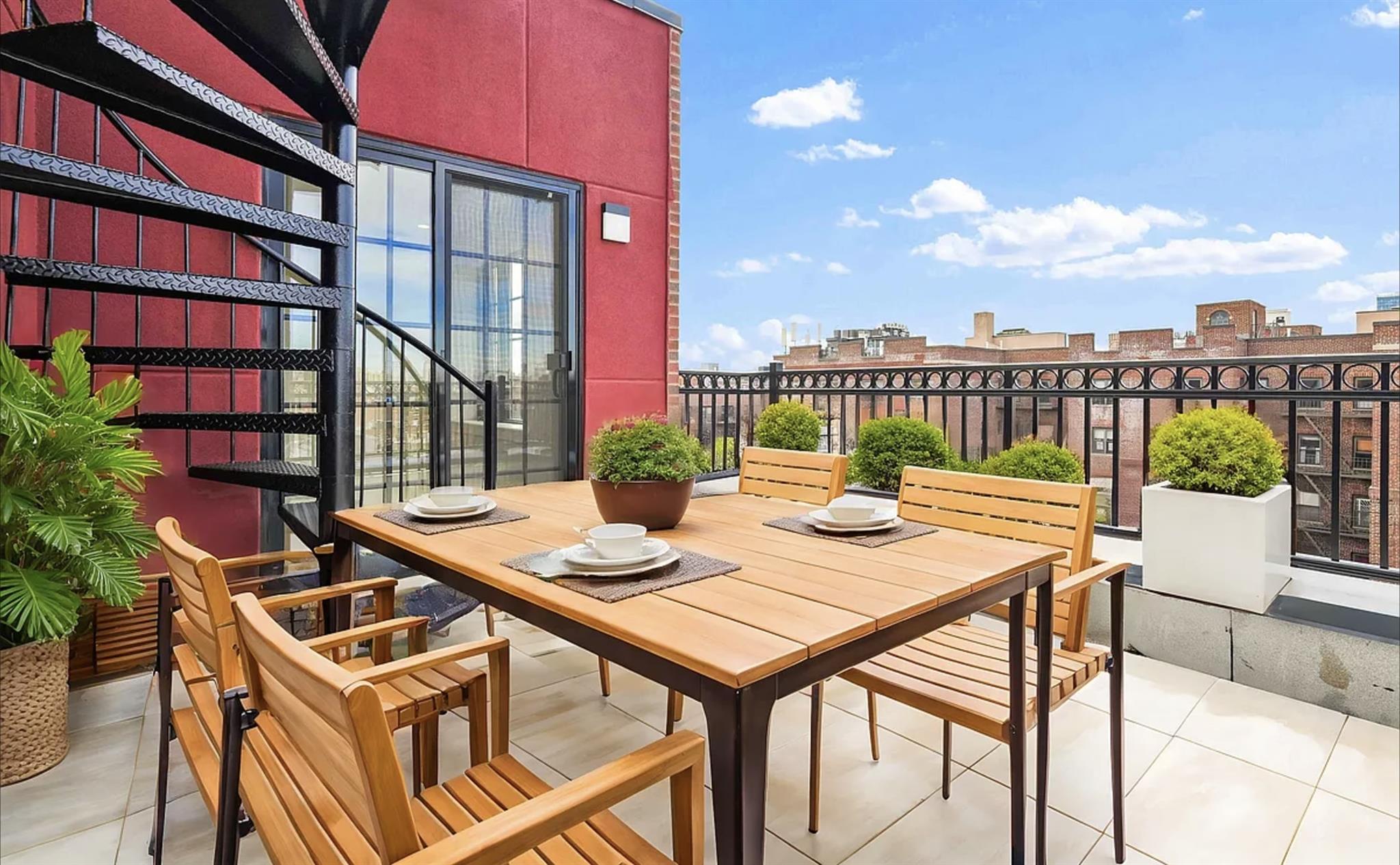 25-25 31 Avenue Unit: 7A