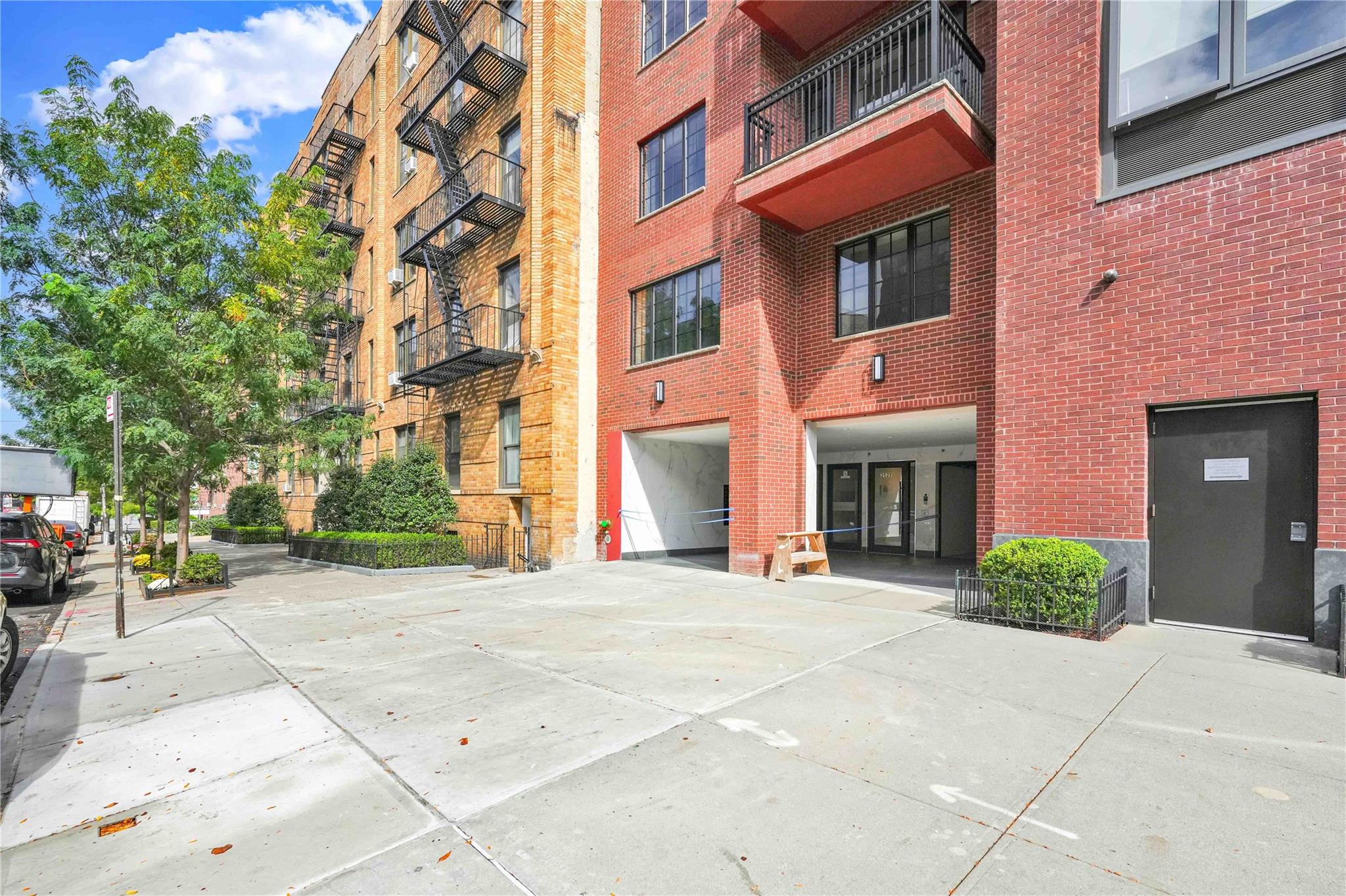 25-25 31st Avenue Unit: 4B