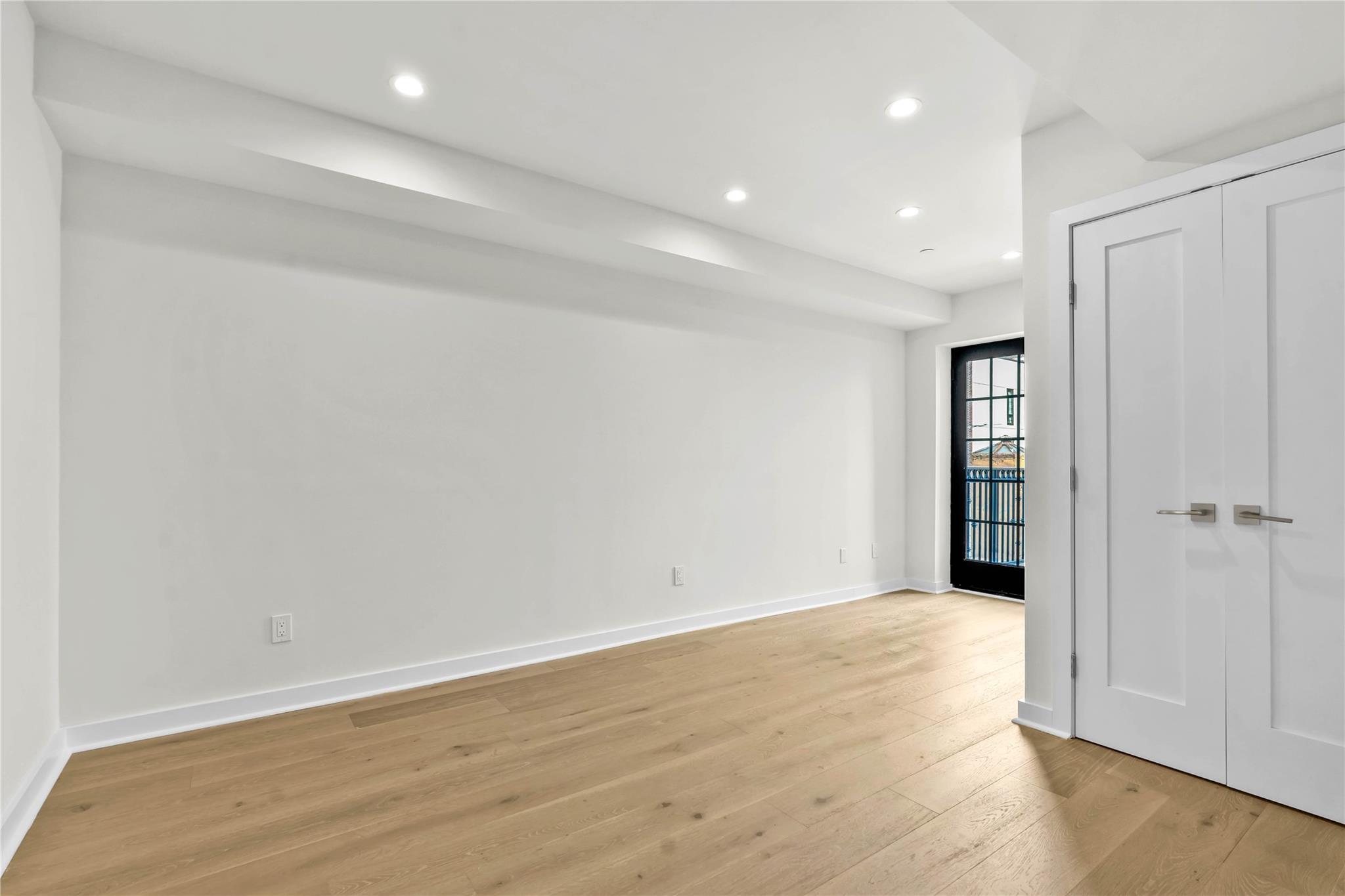 25-25 31st Avenue Unit: 3
