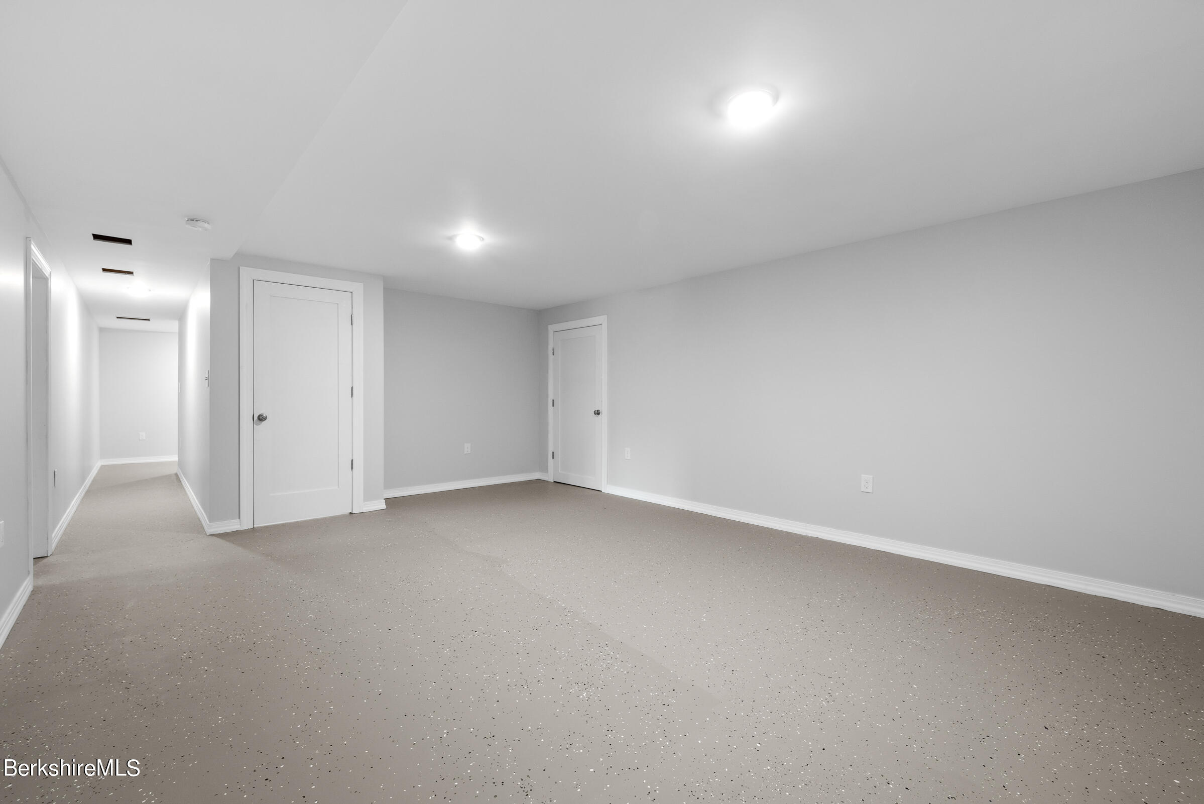 10 Antin Rd