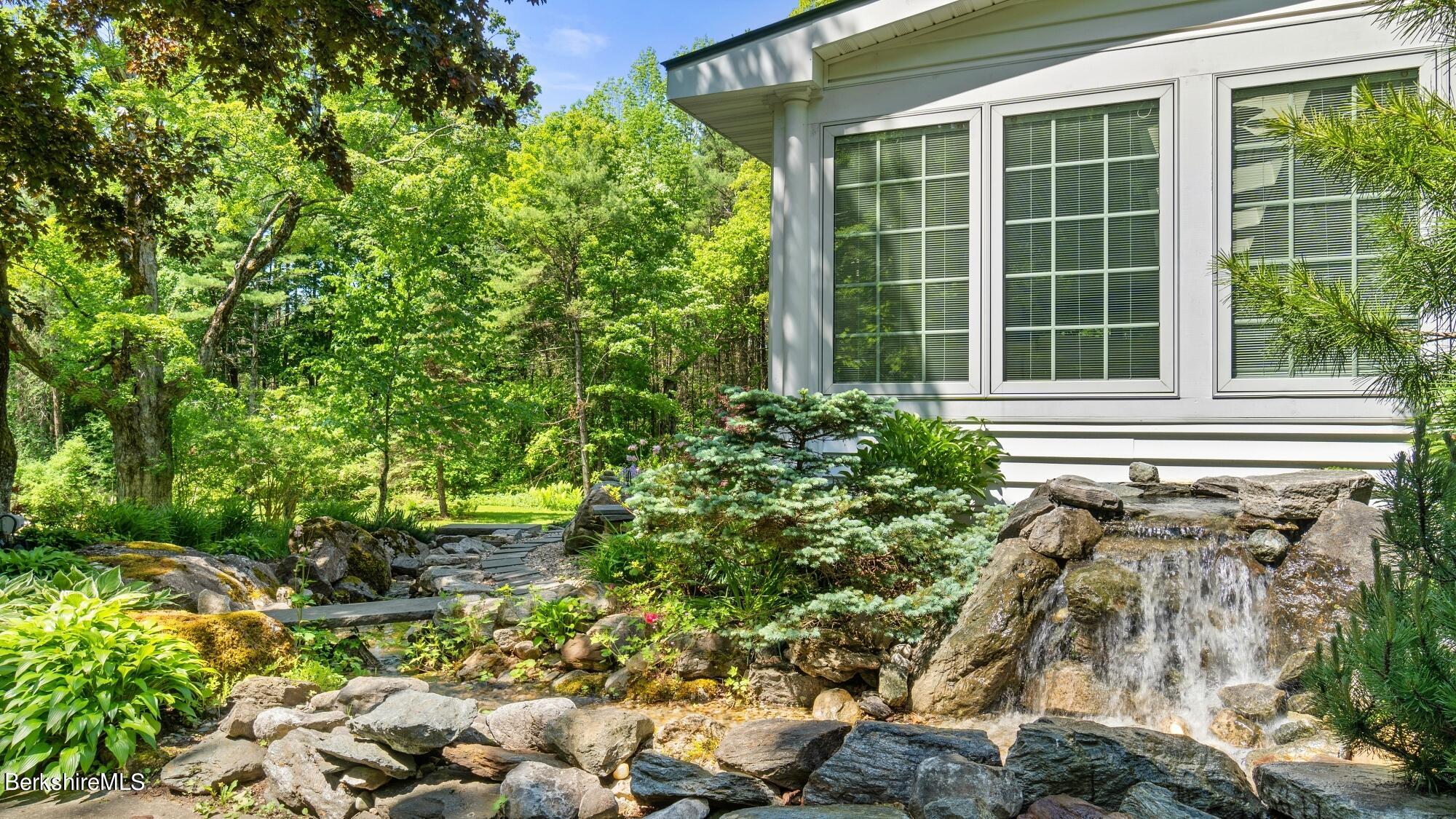 128 Great Barrington Rd
