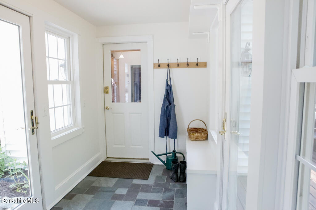 128 Great Barrington Rd