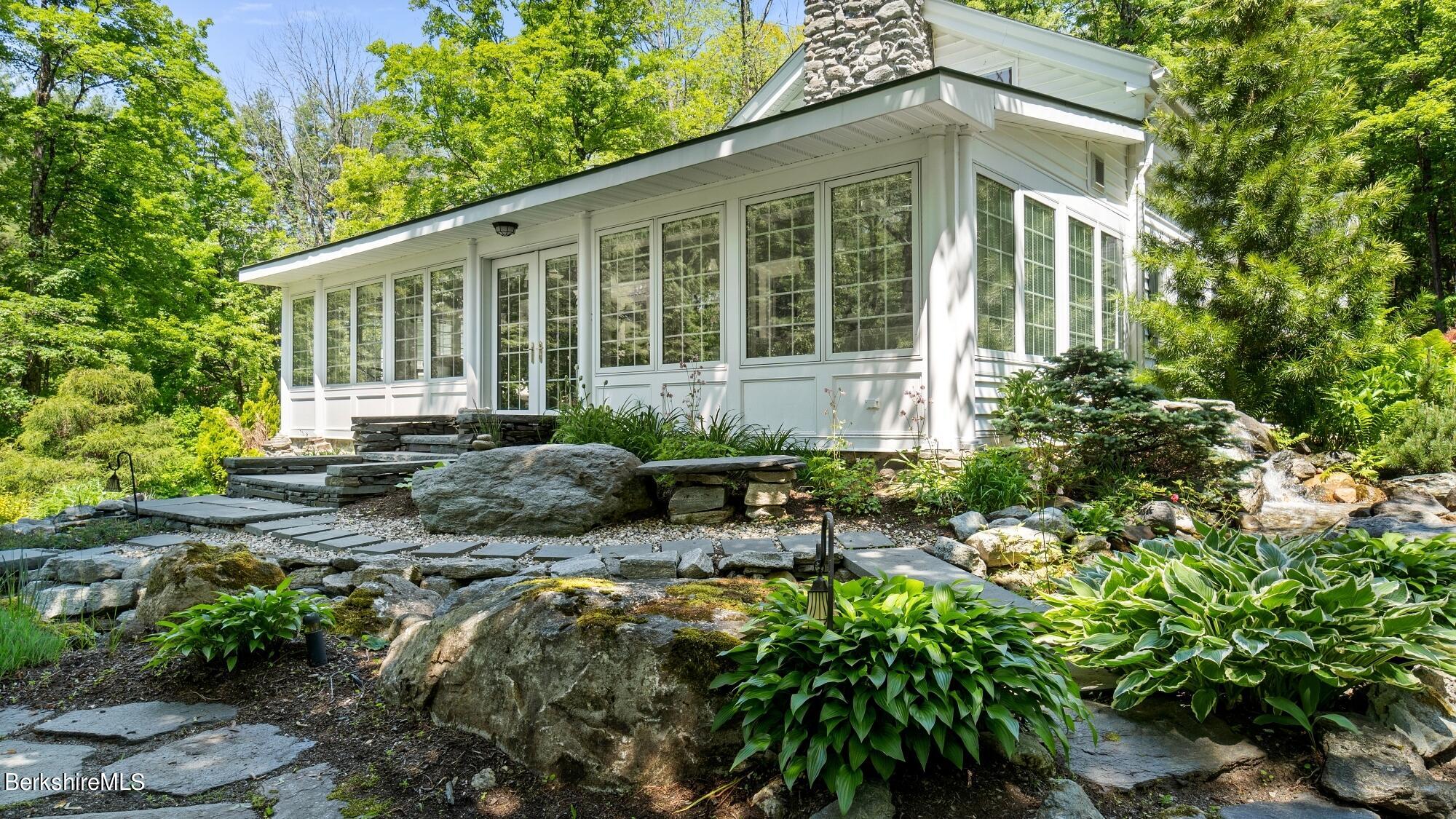 128 Great Barrington Rd