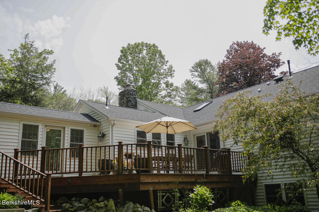 128 Great Barrington Rd