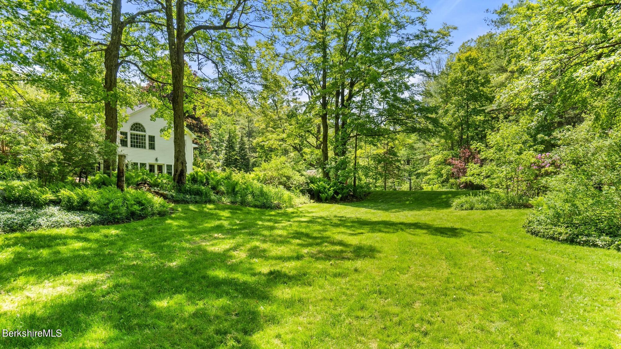 128 Great Barrington Rd