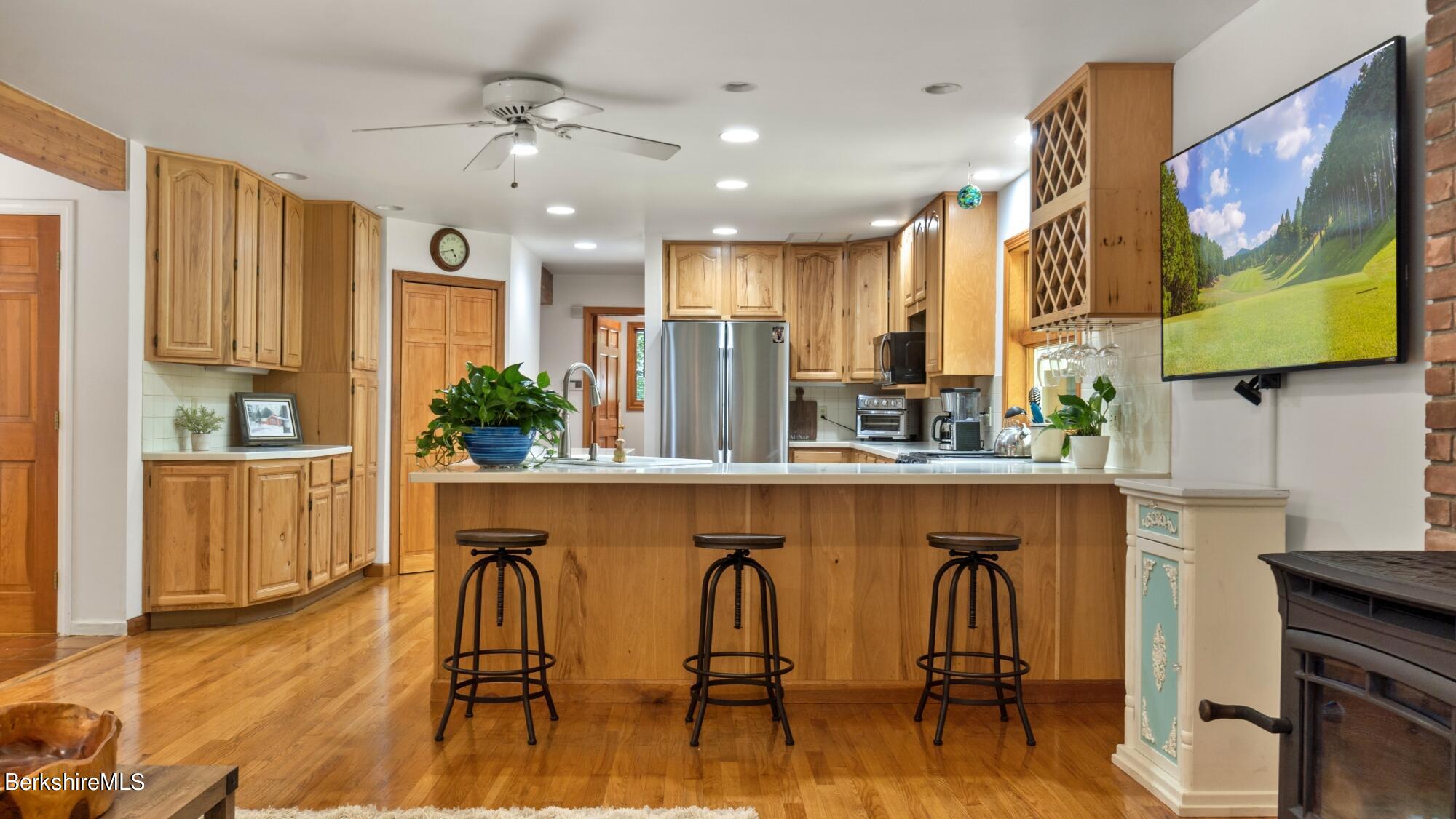 499 Norton Rd