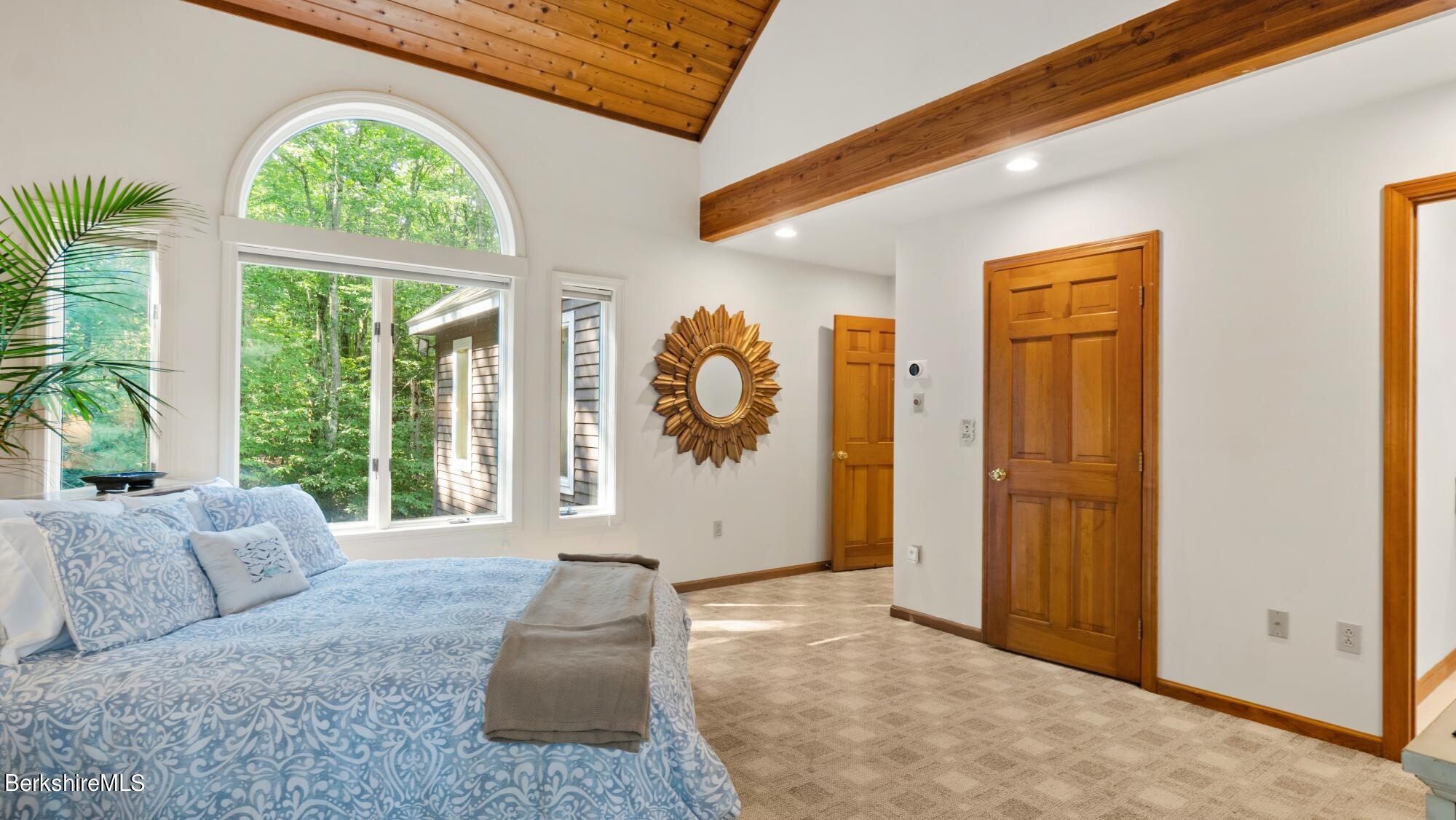 499 Norton Rd