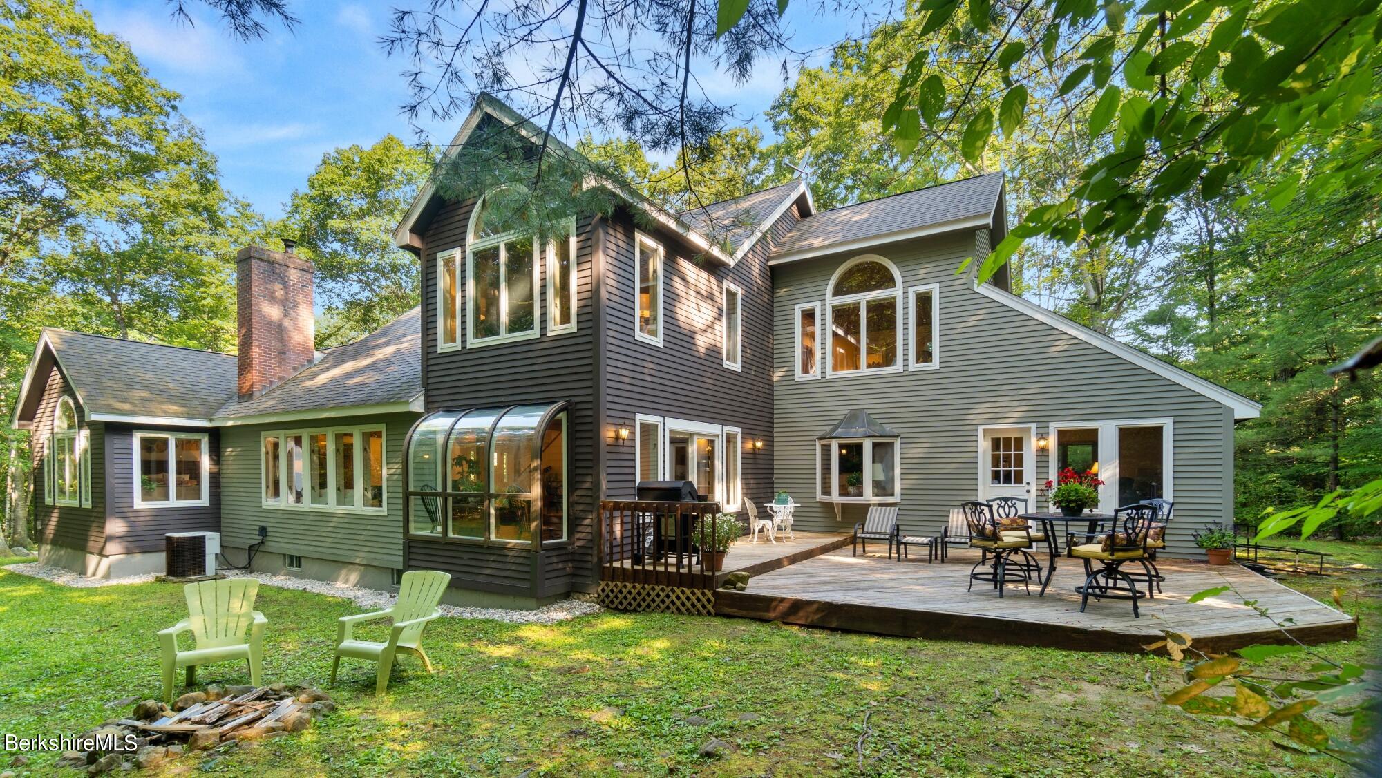 499 Norton Rd