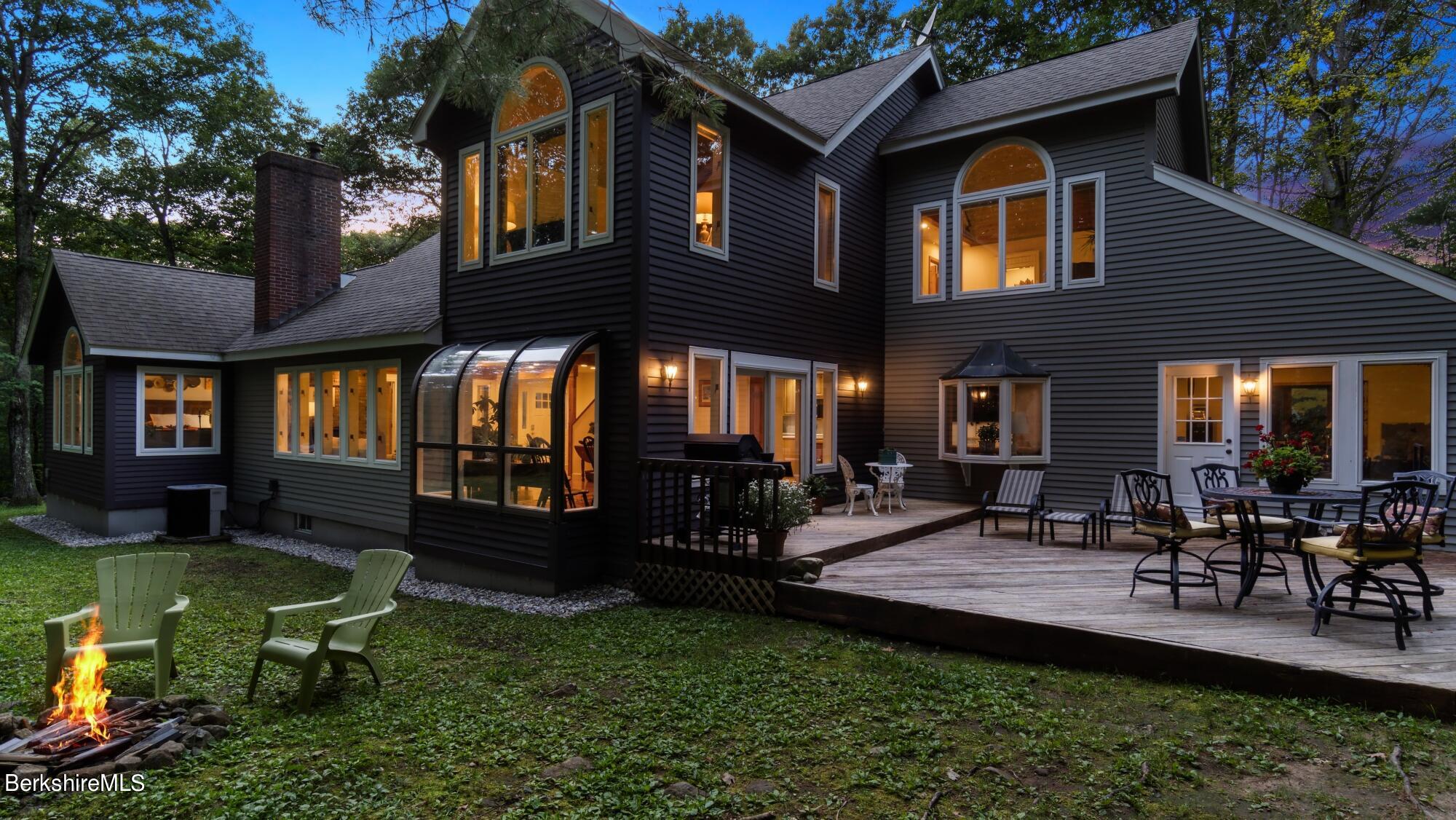 499 Norton Rd