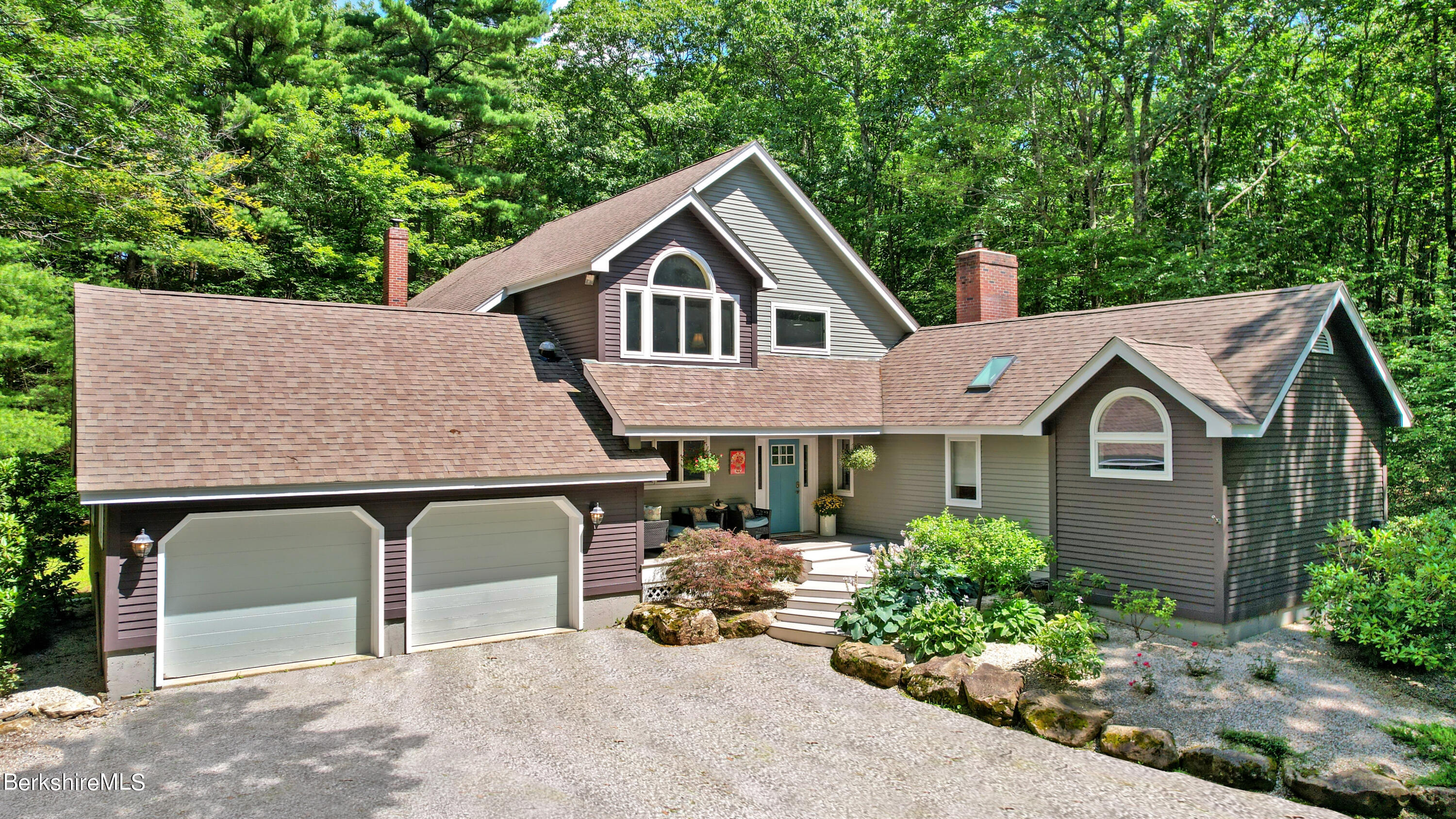 499 Norton Rd