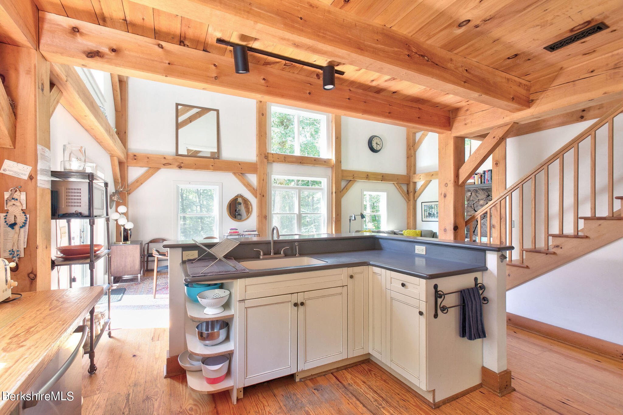80 Mount Hunger Rd