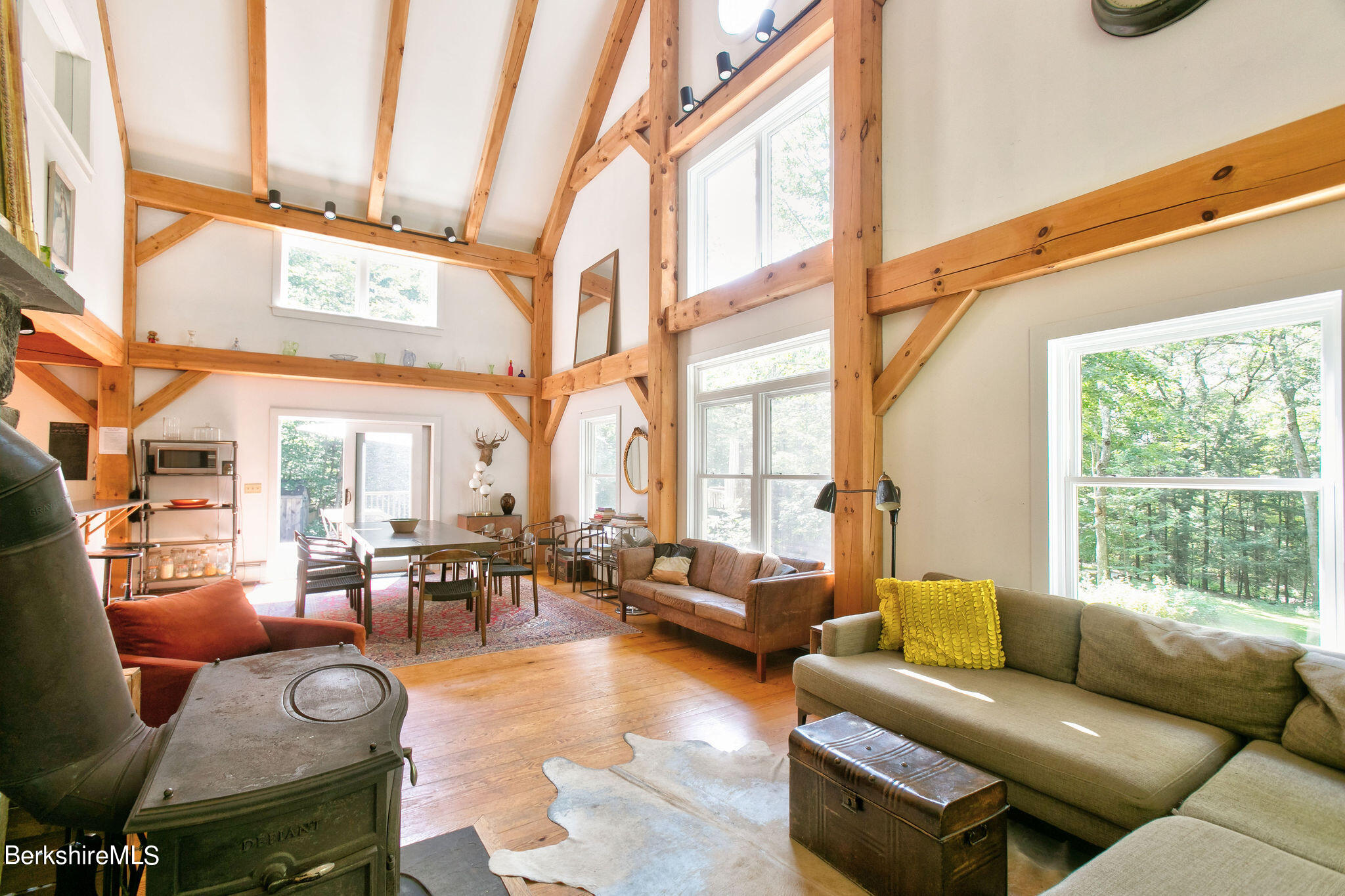 80 Mount Hunger Rd