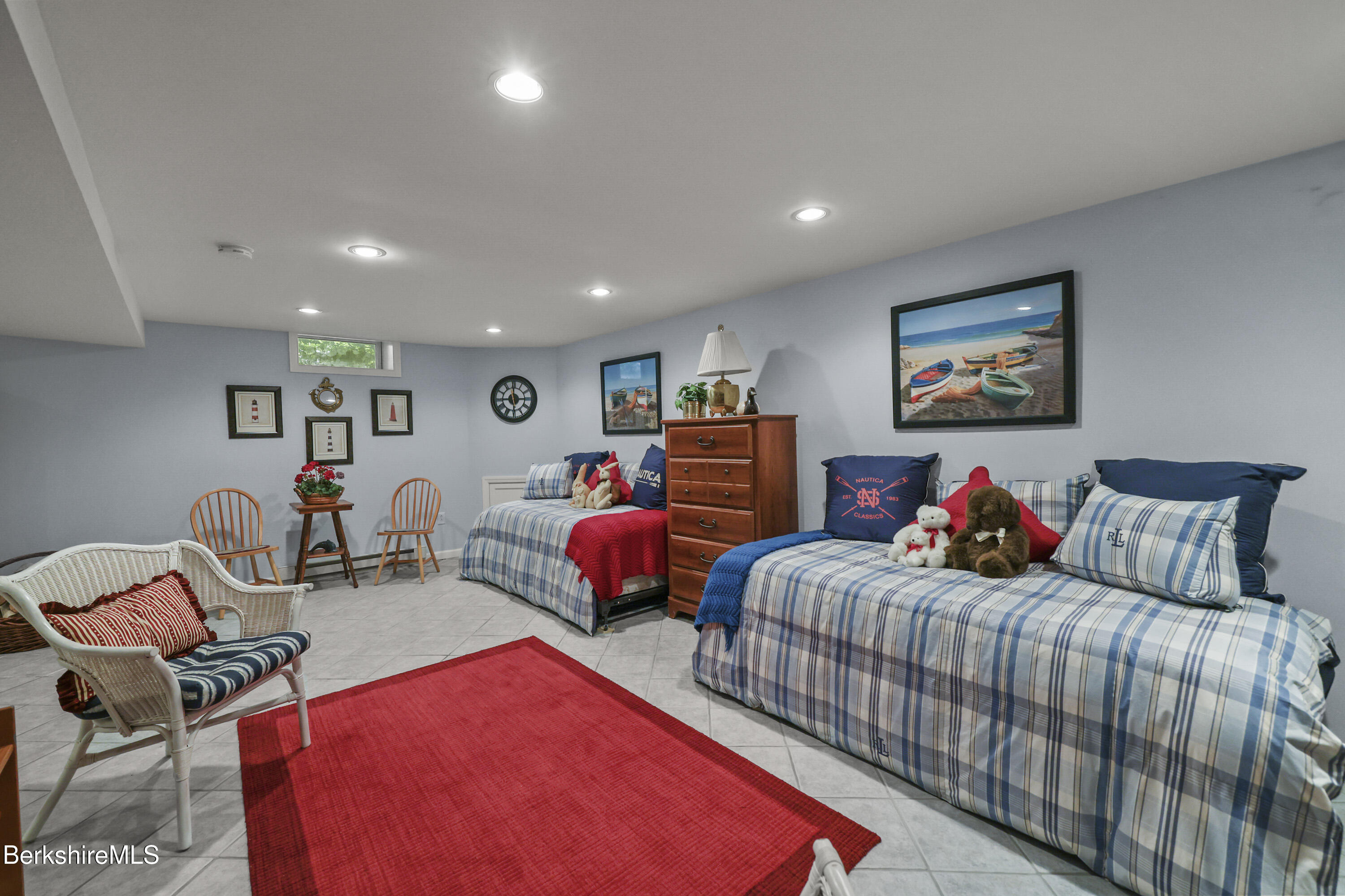 770 Summer St 3A