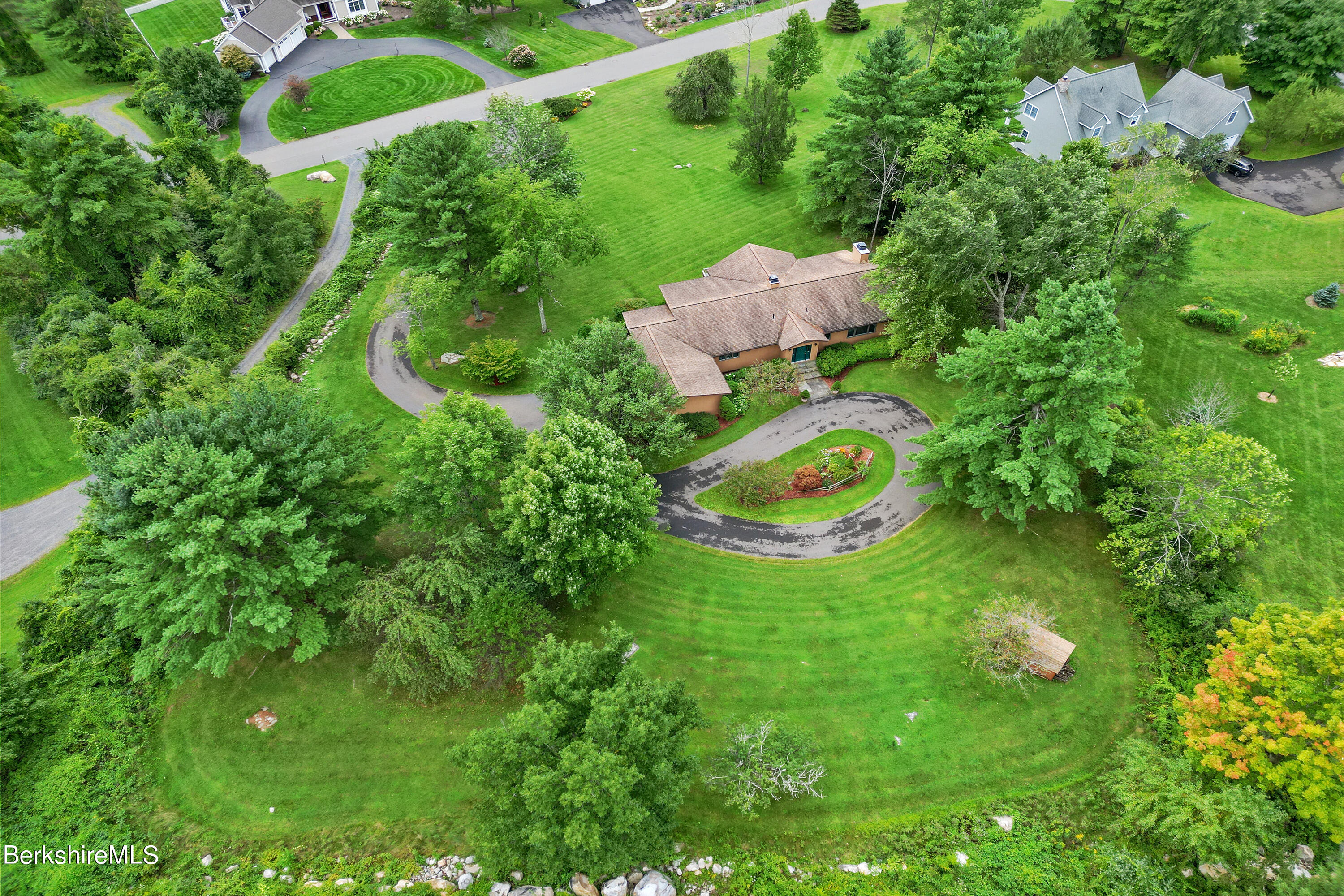 37 Kalliste Hill