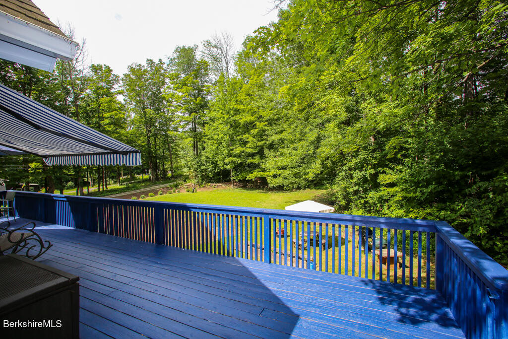160 Stebbins Rd