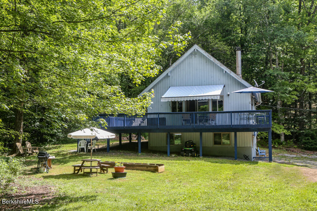 160 Stebbins Rd