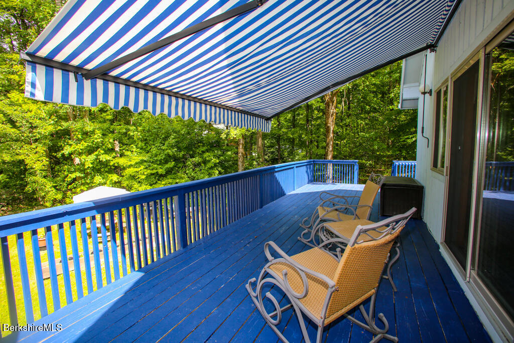 160 Stebbins Rd