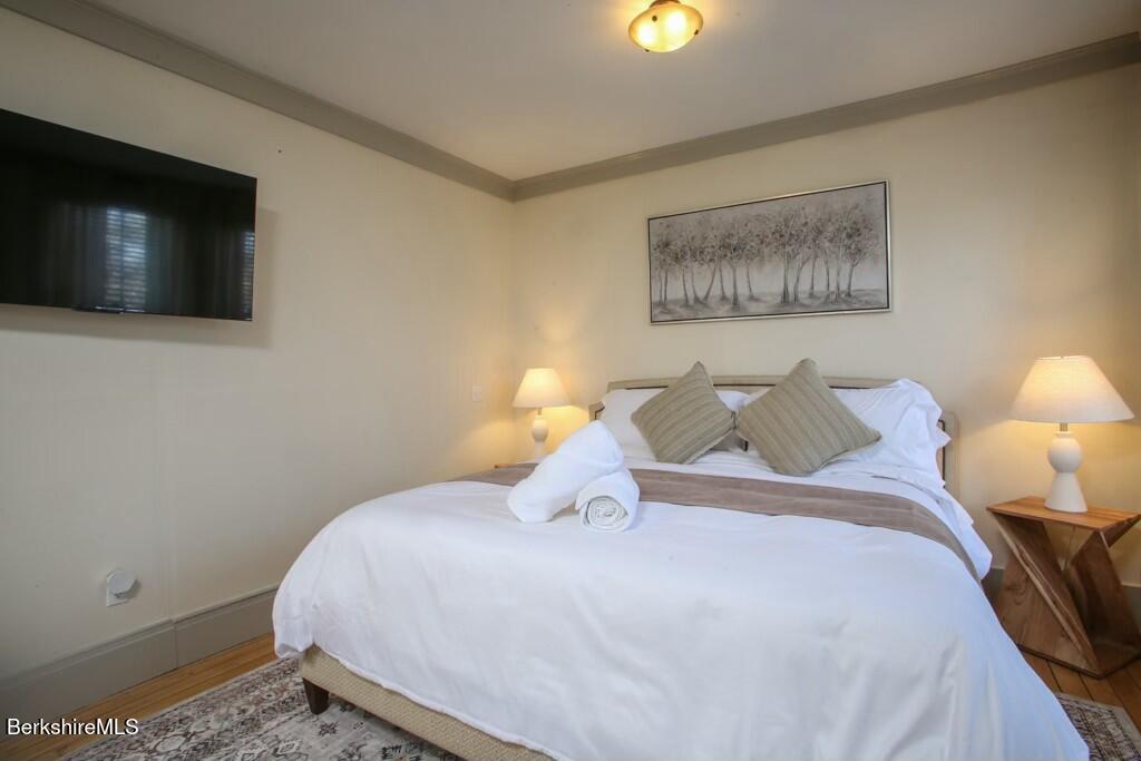 44 Main St, APT #1