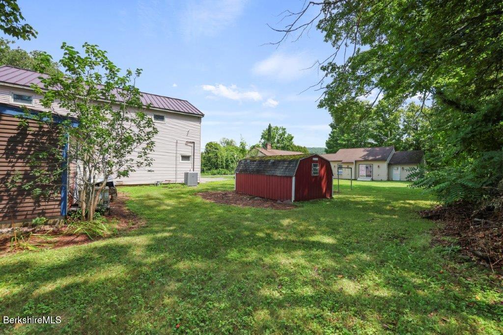 260 Stockbridge Rd