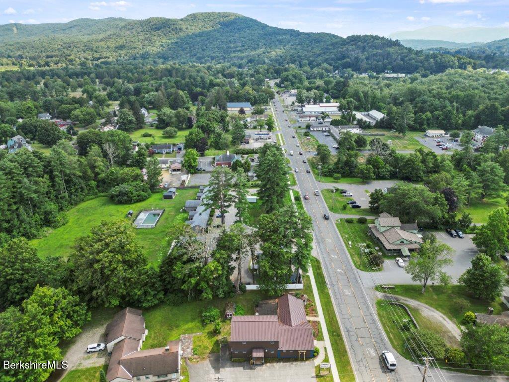 260 Stockbridge Rd