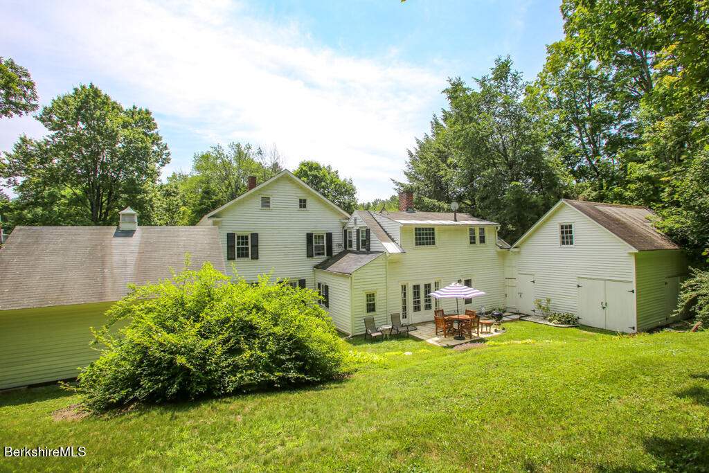 10 Alford Center Rd