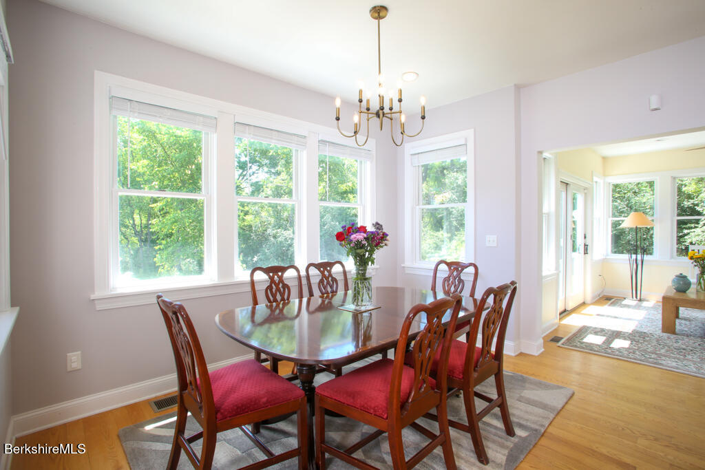 5 Silver Mine Ln