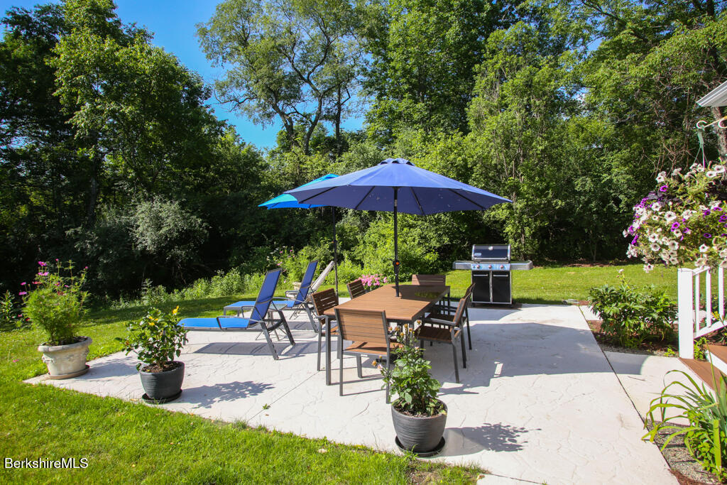 5 Silver Mine Ln
